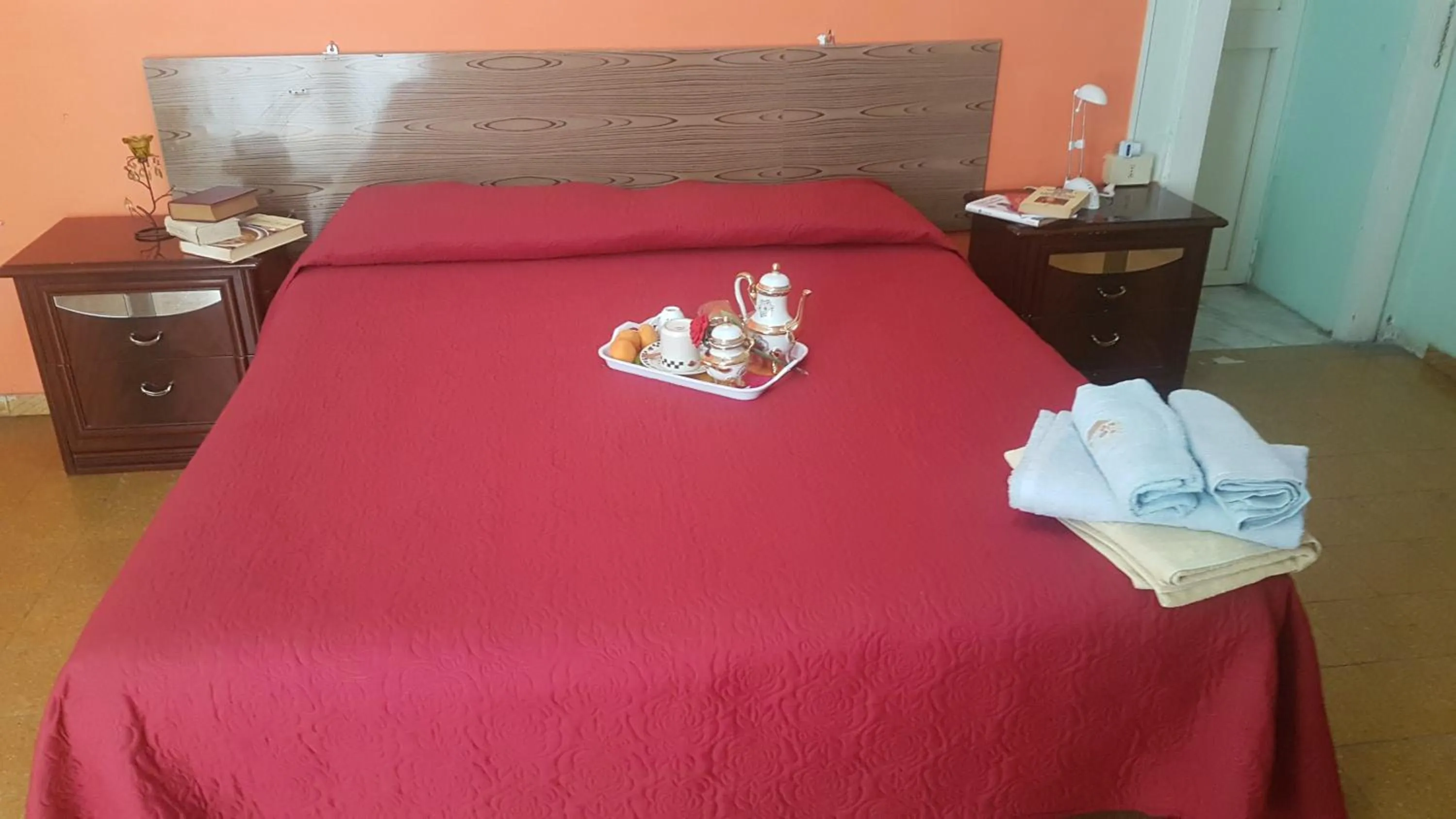 Bed in B&B MIRAGLIA