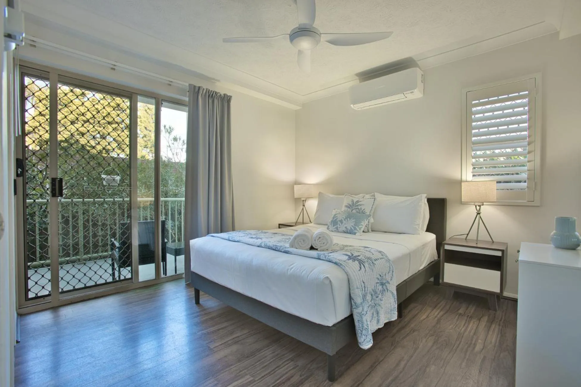 Bedroom, Bed in Bila Vista Kirra Beachside Apartments