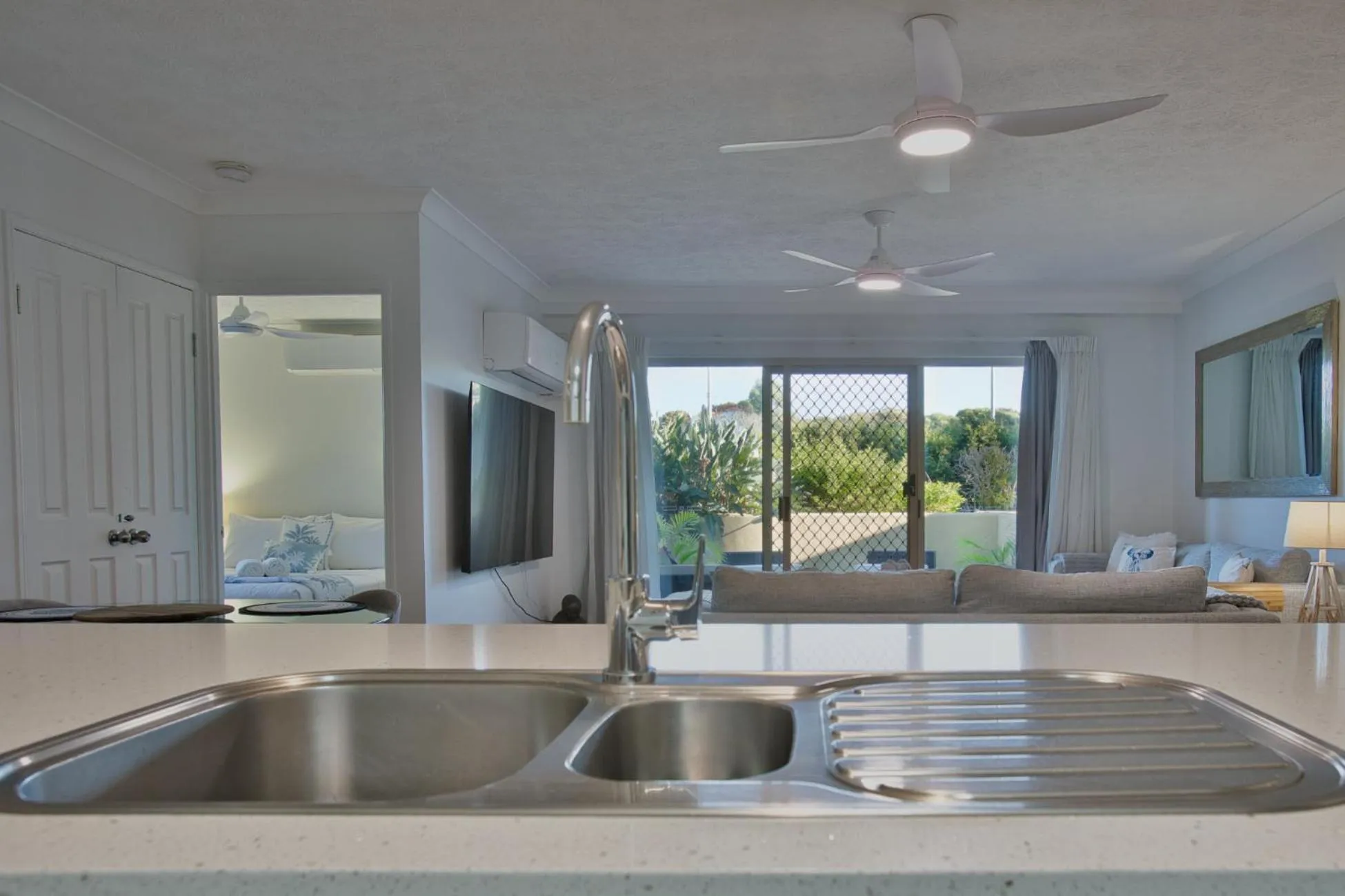 Living room in Bila Vista Kirra Beachside Apartments