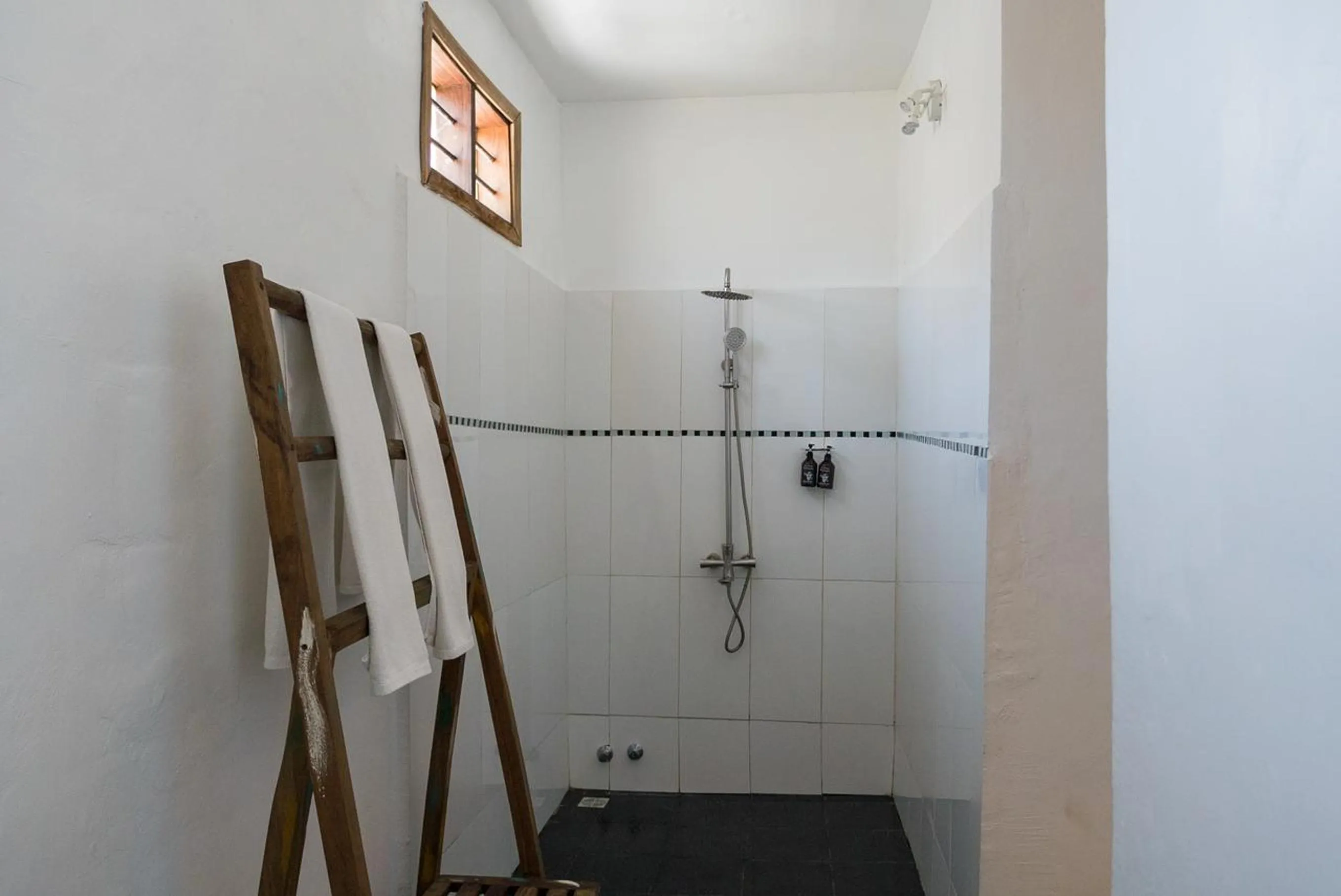 Shower in Zanzibar Bay Resort & Spa