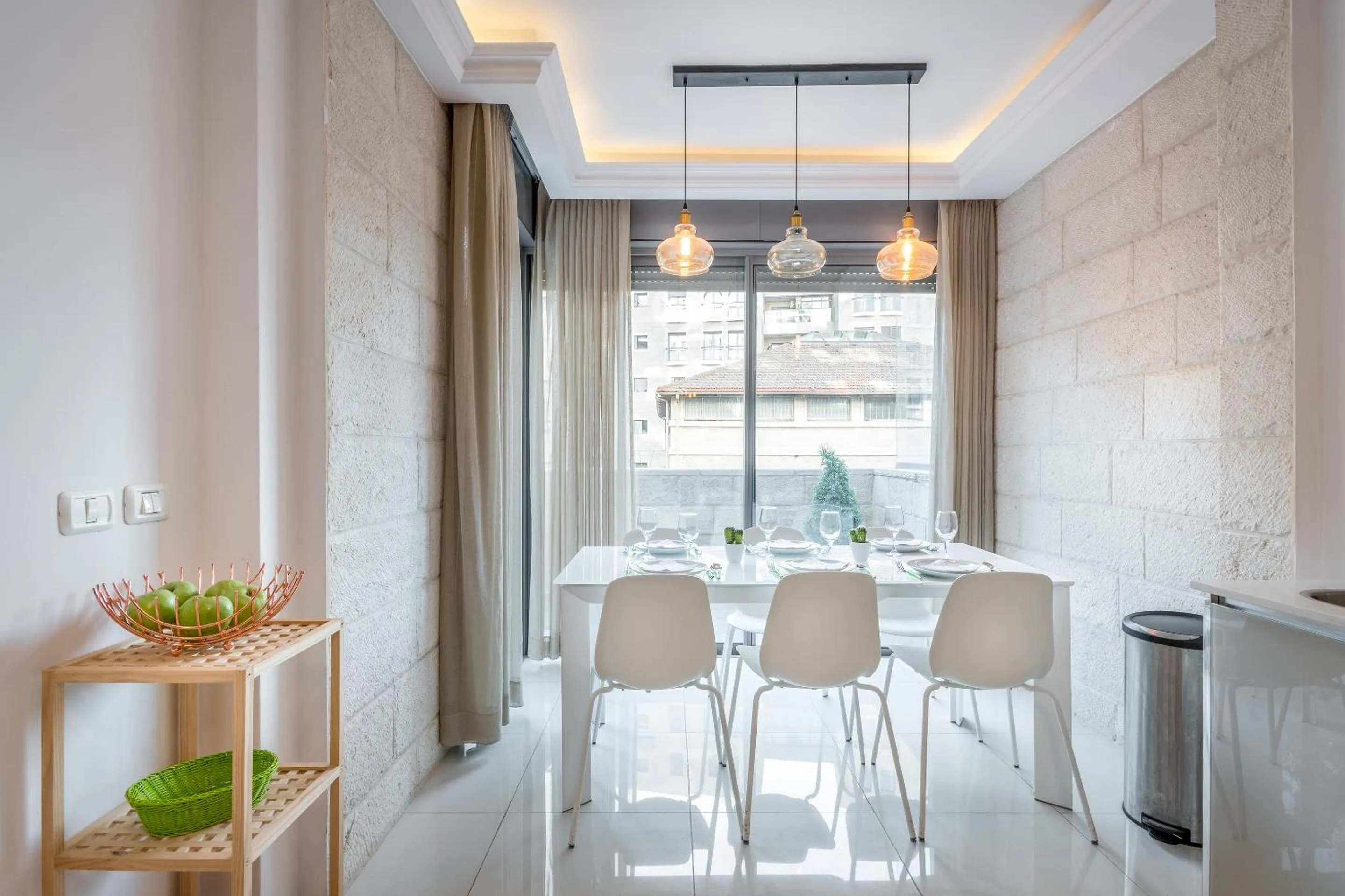 Dining area in Harav agan - 9 people - Full Option