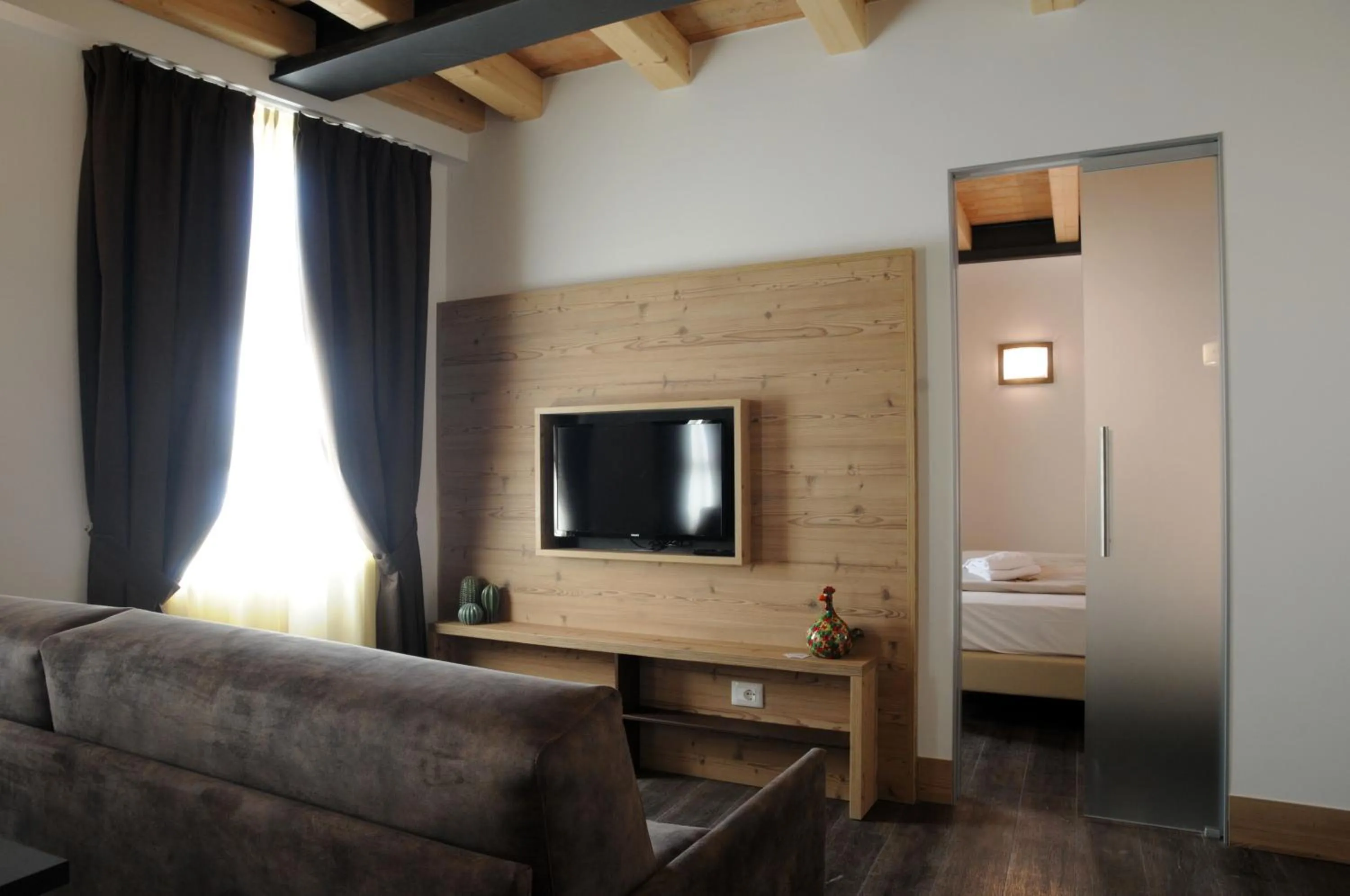 TV and multimedia in TOURING HOTEL & SPA