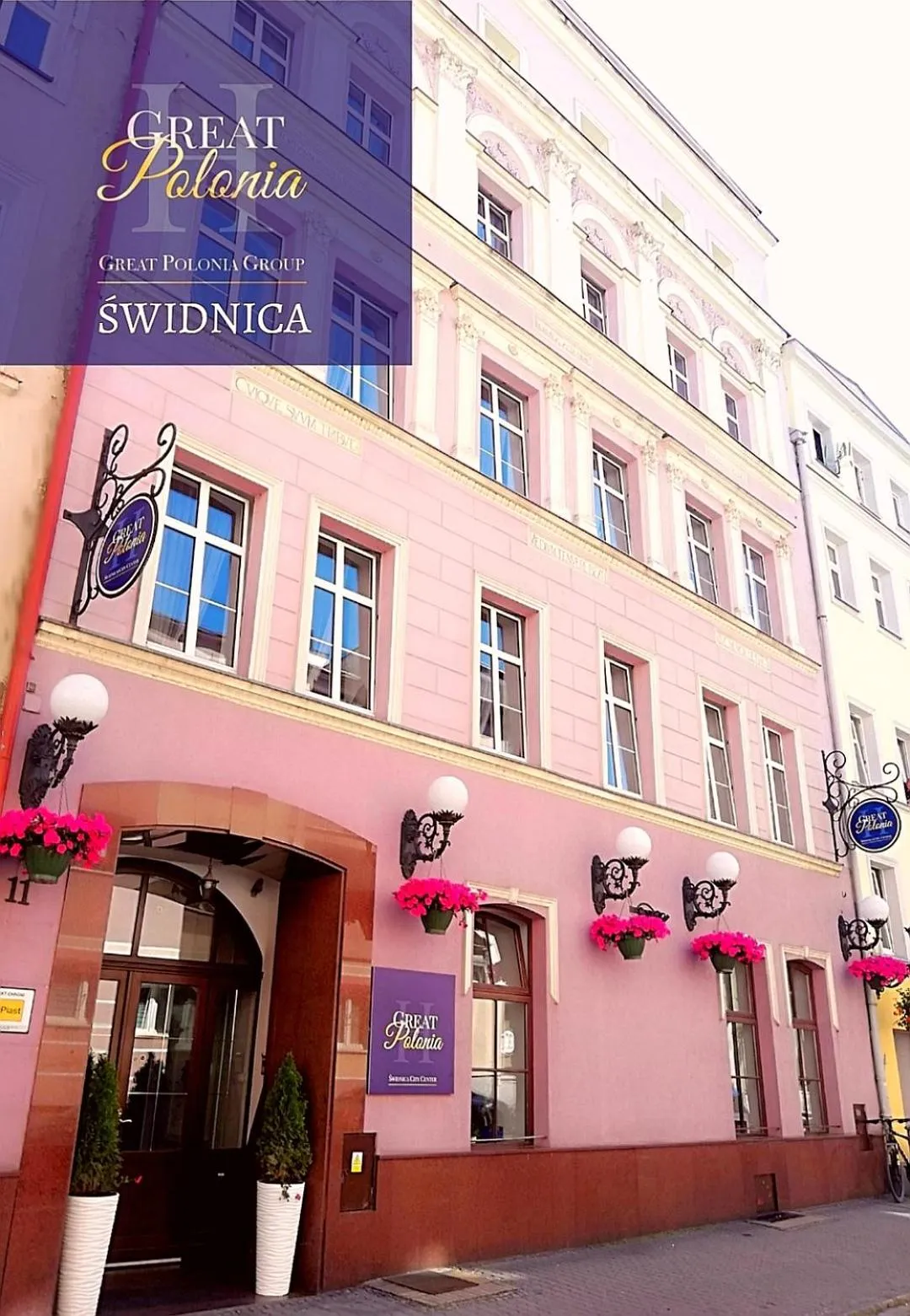 Property building in Great Polonia Świdnica City Center