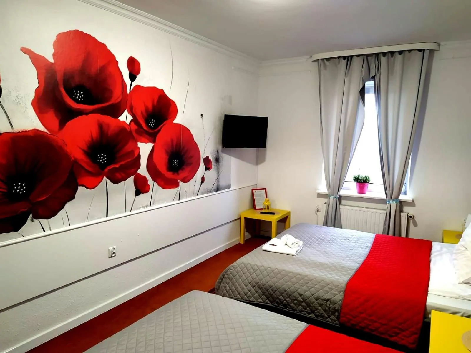Photo of the whole room, Bed in Great Polonia Świdnica City Center