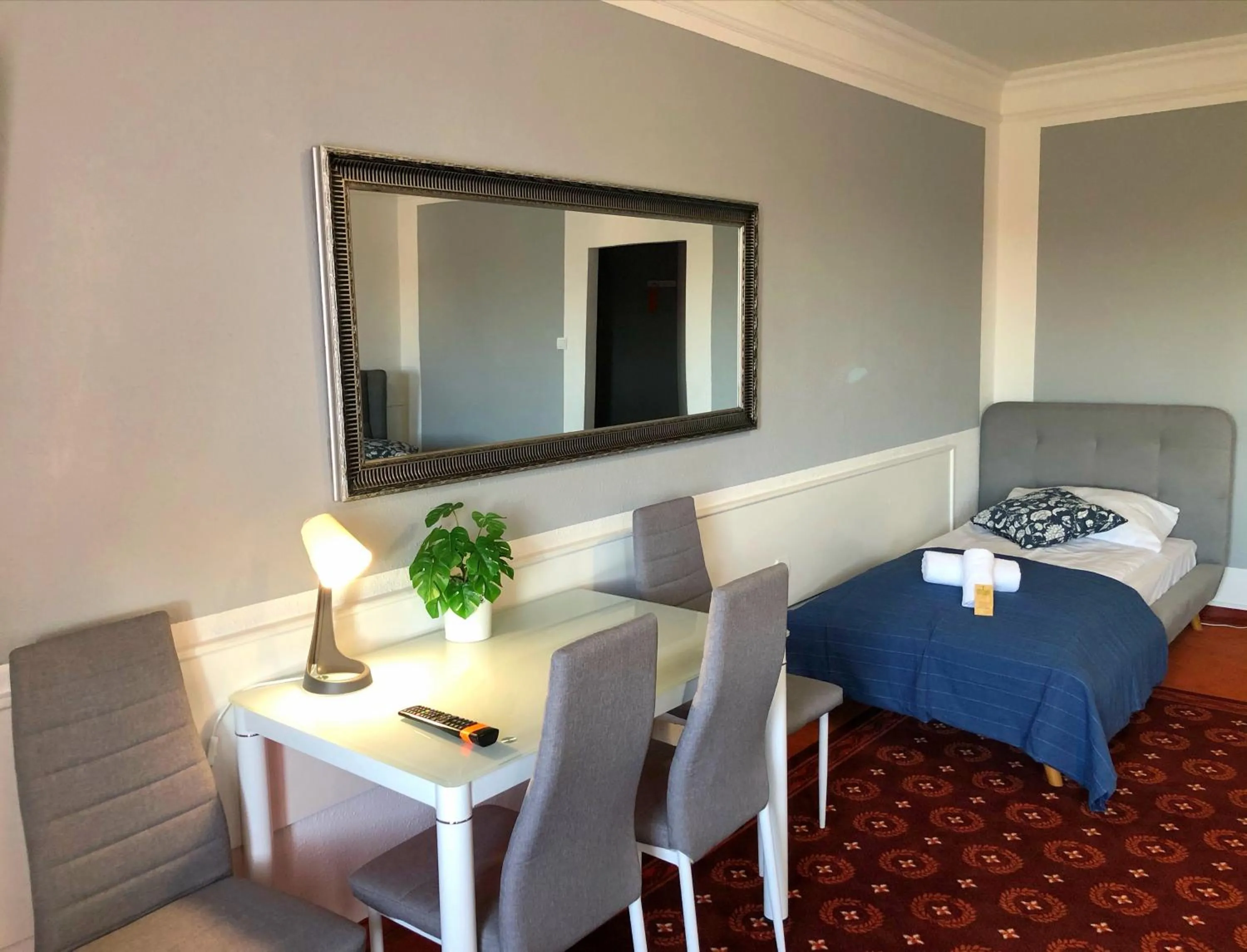 Photo of the whole room, Bed in Great Polonia Świdnica City Center