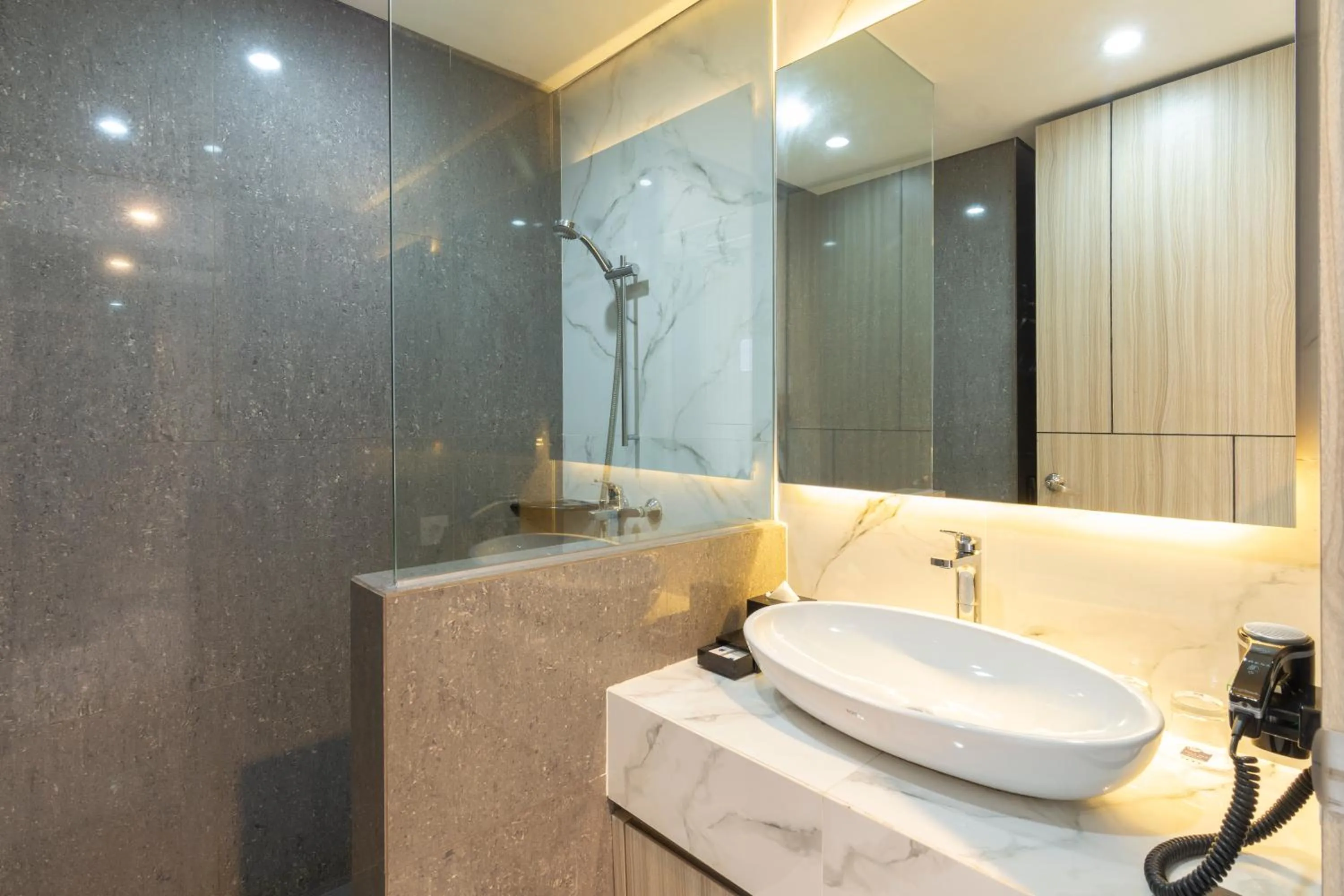 Executive Twin Bed in Blue Sky Hotel Balikpapan