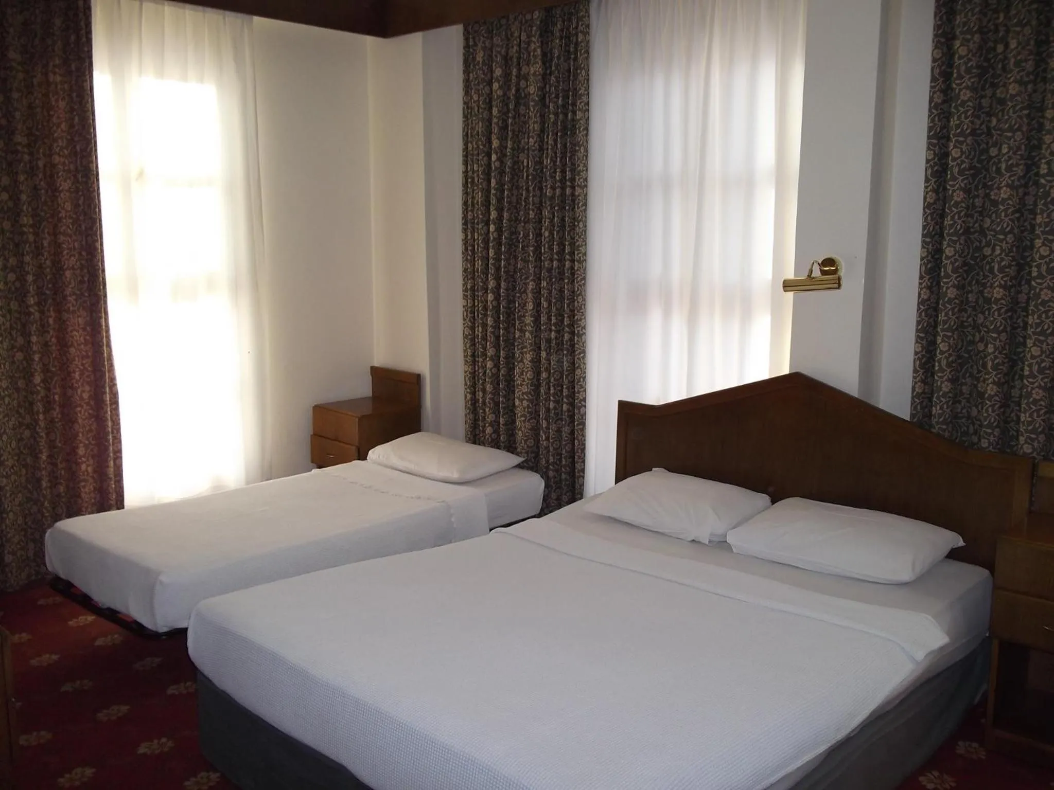 Bedroom in Antik Ridvan Hotel