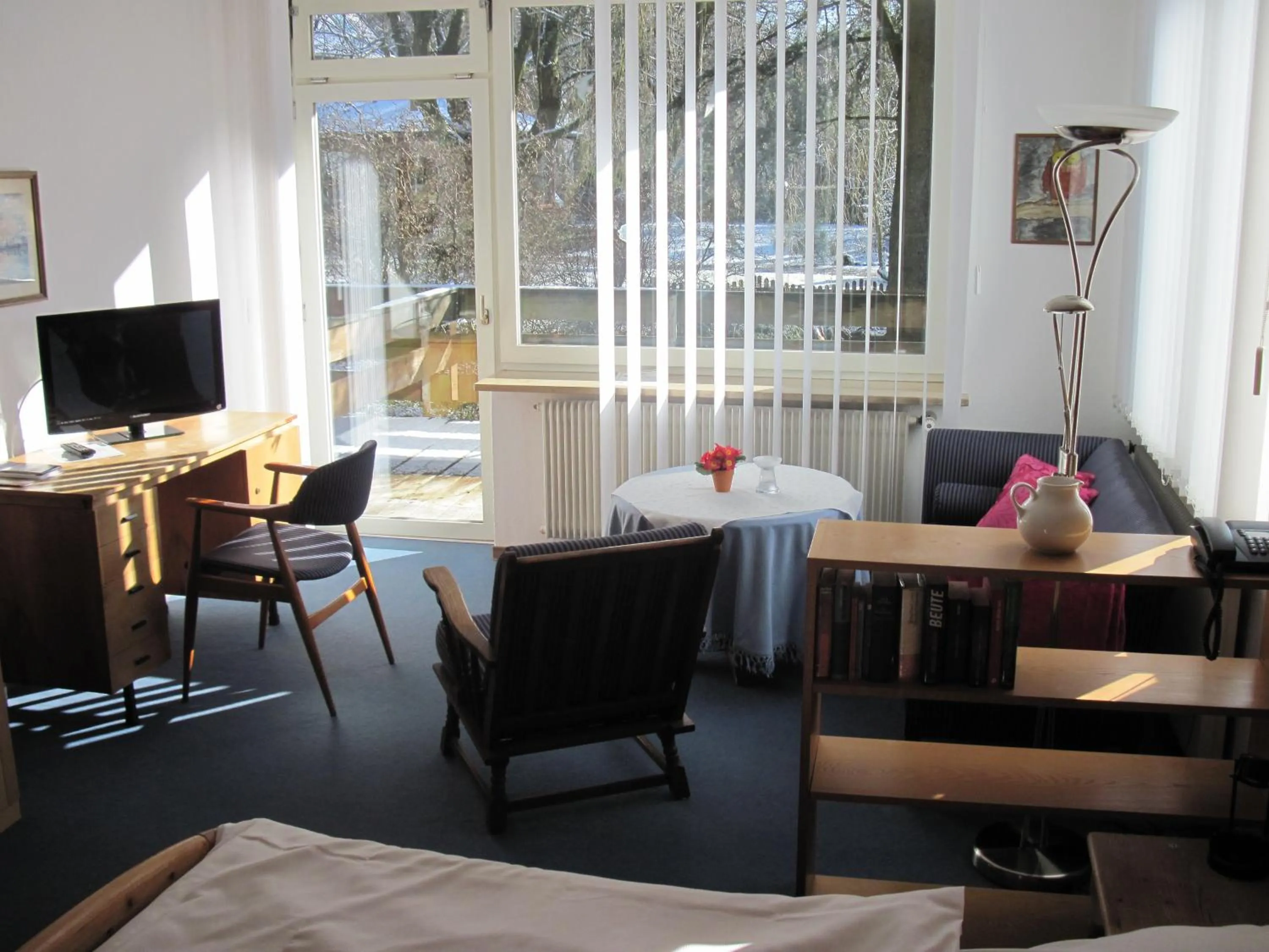 Photo of the whole room in Hotel-Café "Schauinsland"