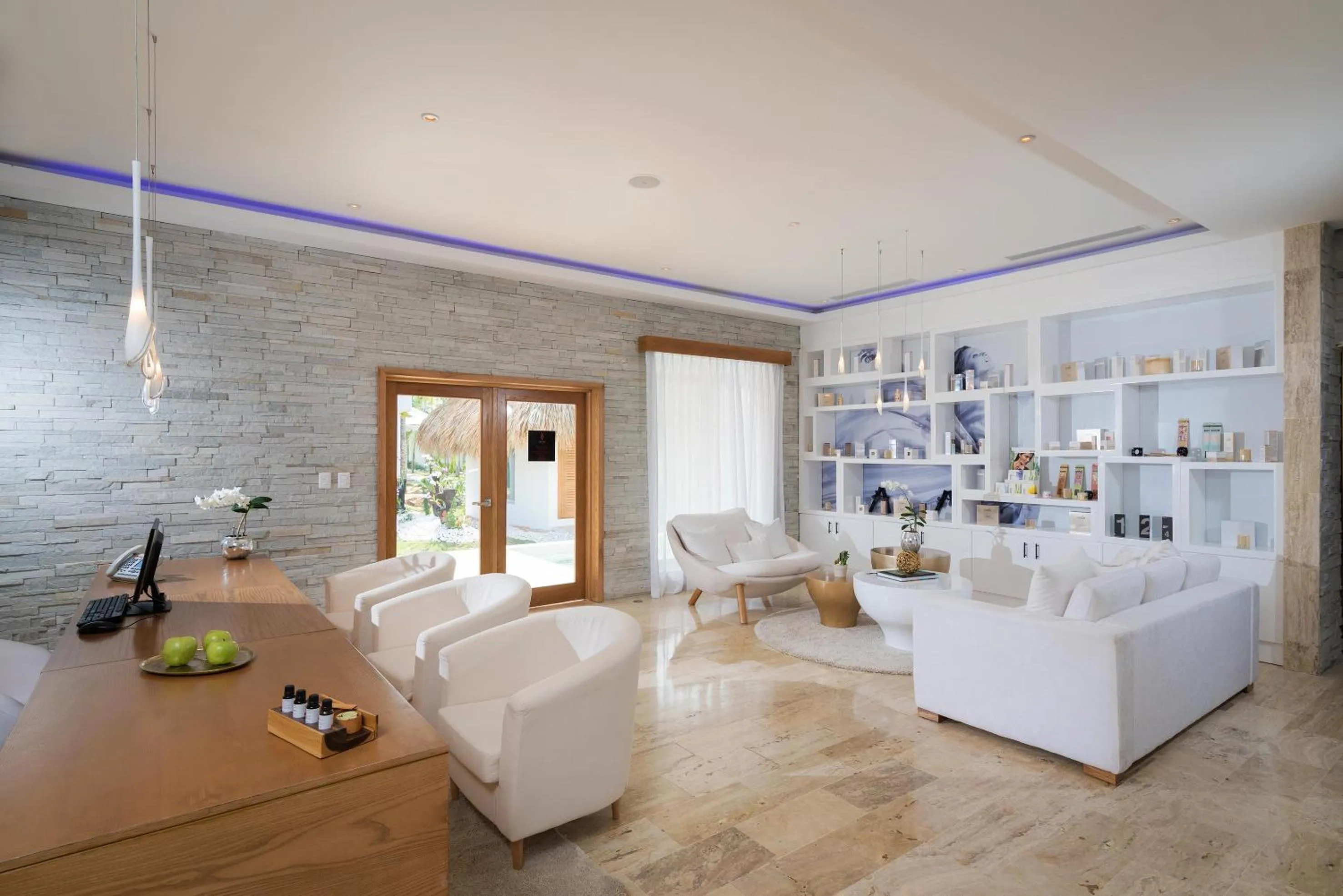 Facade/entrance in Meliá Caribe Beach Resort-All Inclusive