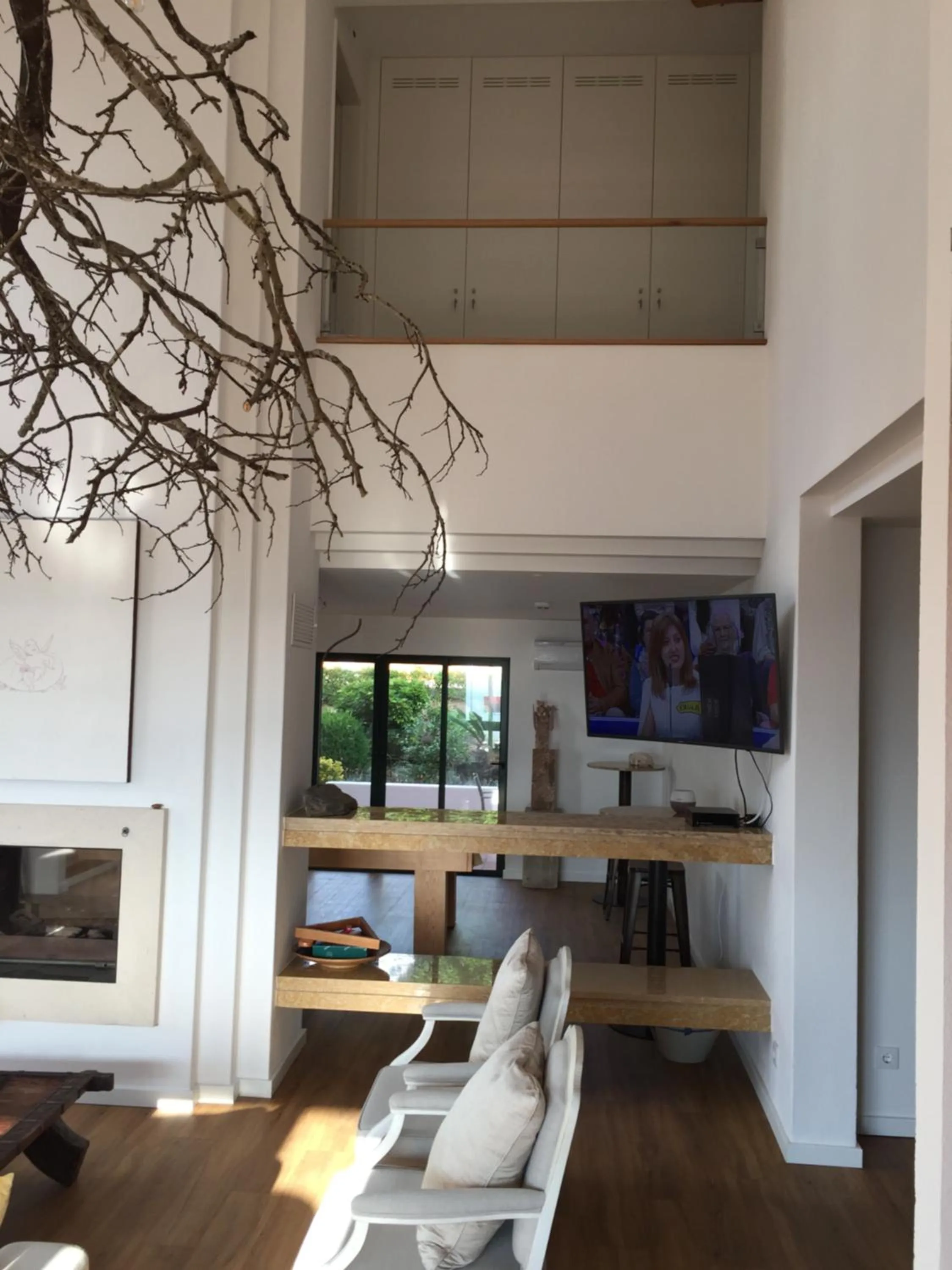 Communal lounge/ TV room in Sintra Rural Home - Cerrado da Serra
