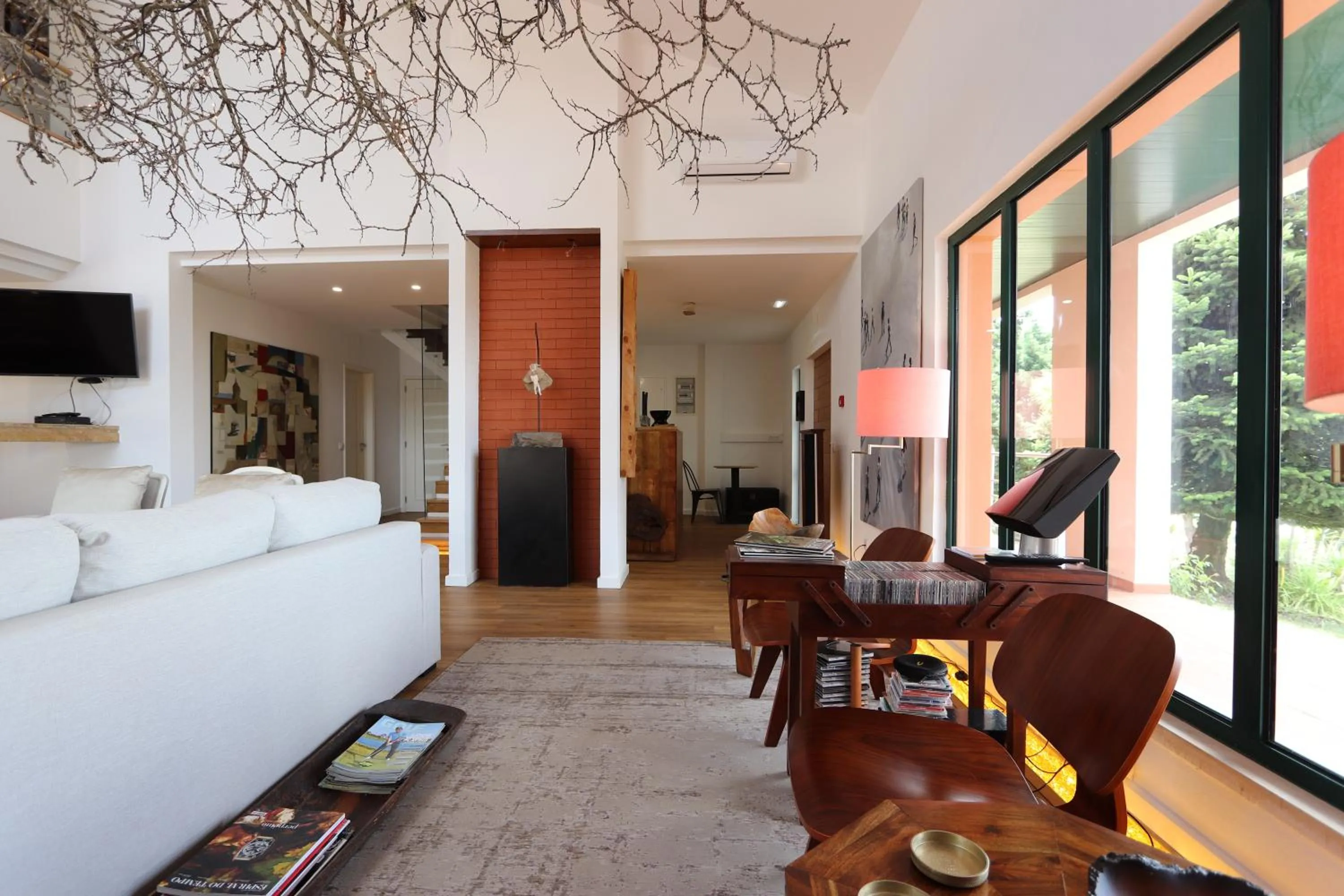 Communal lounge/ TV room in Sintra Rural Home - Cerrado da Serra