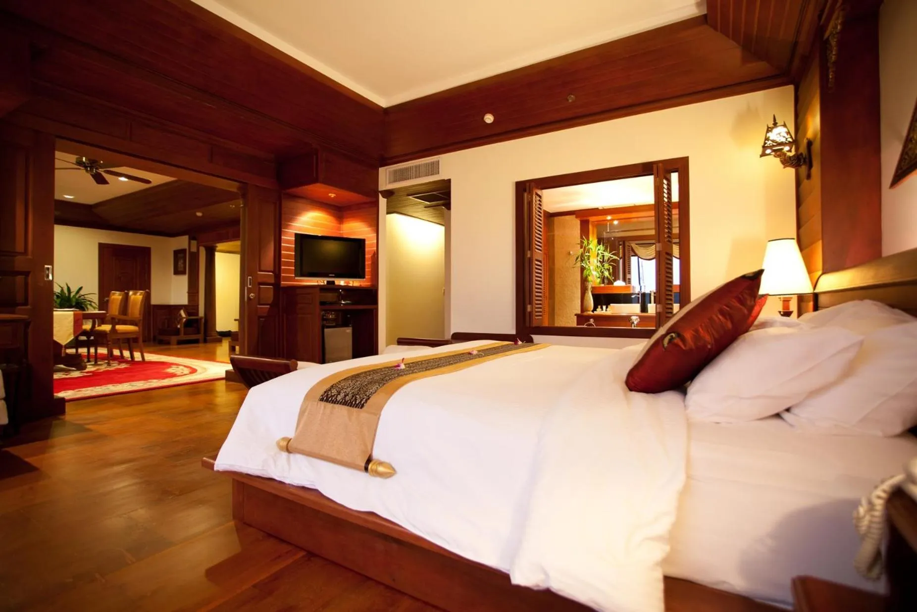 Bed in Borei Angkor Resort & Spa