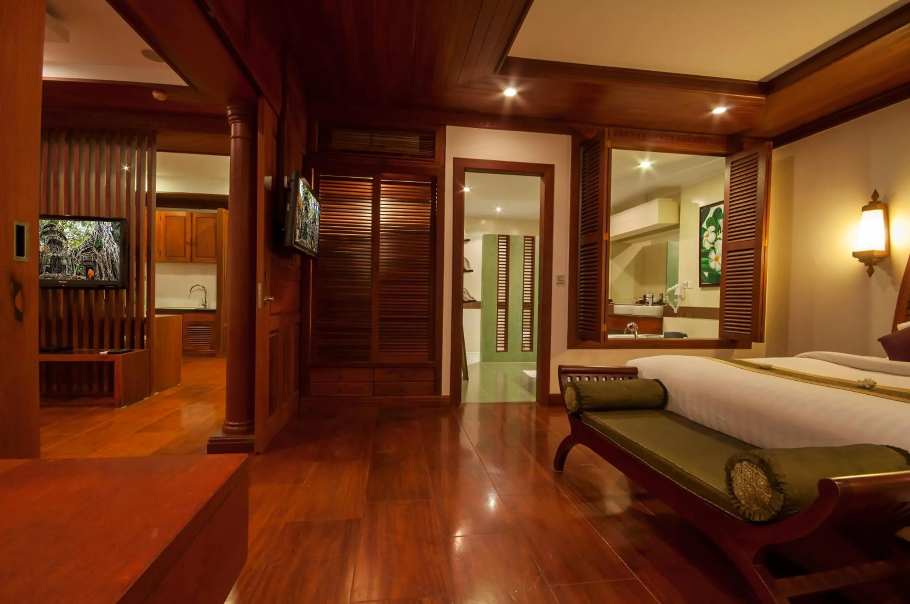 Bed in Borei Angkor Resort & Spa