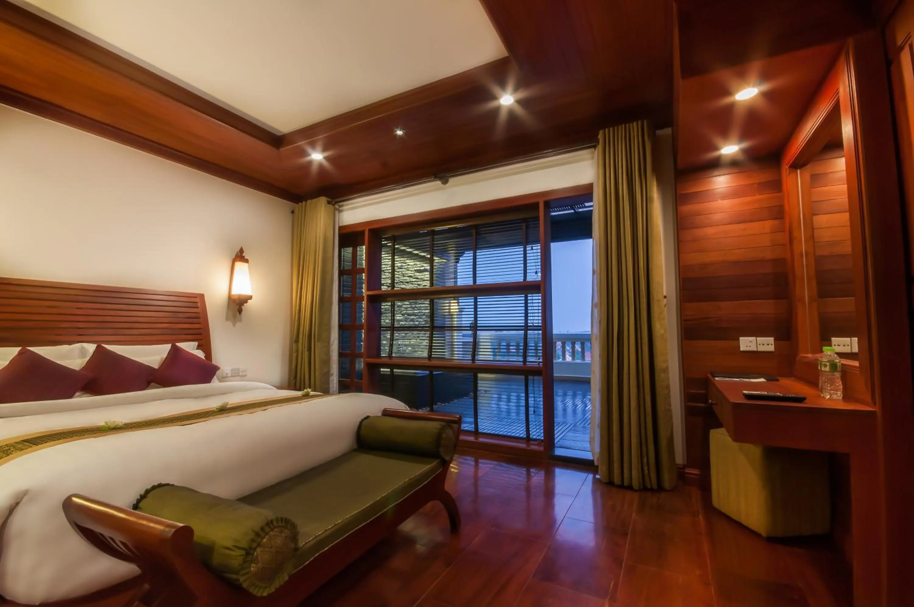 Photo of the whole room, Bed in Borei Angkor Resort & Spa