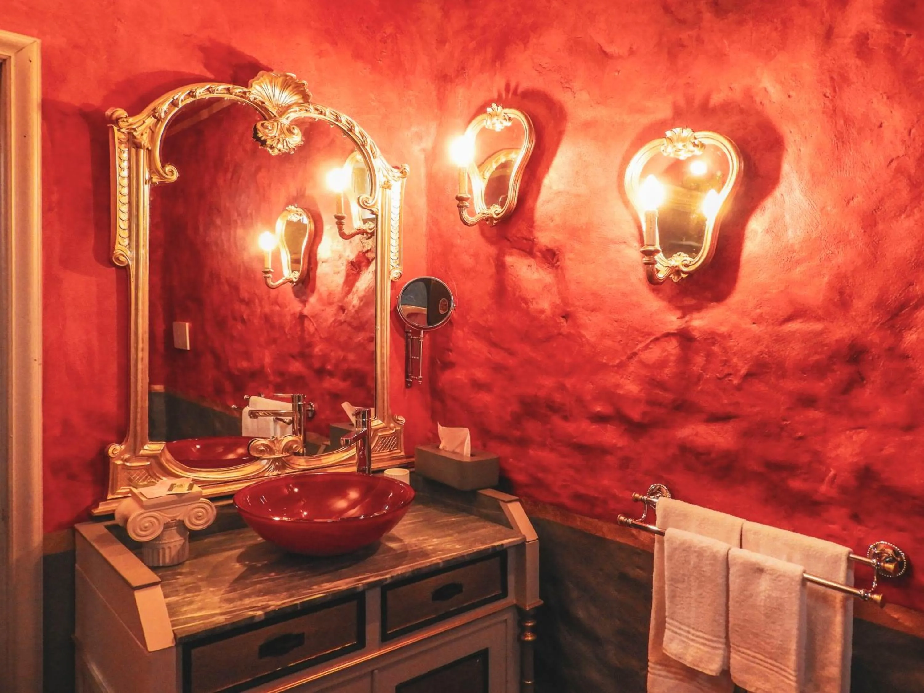 Bathroom in Tenuta Cortedomina