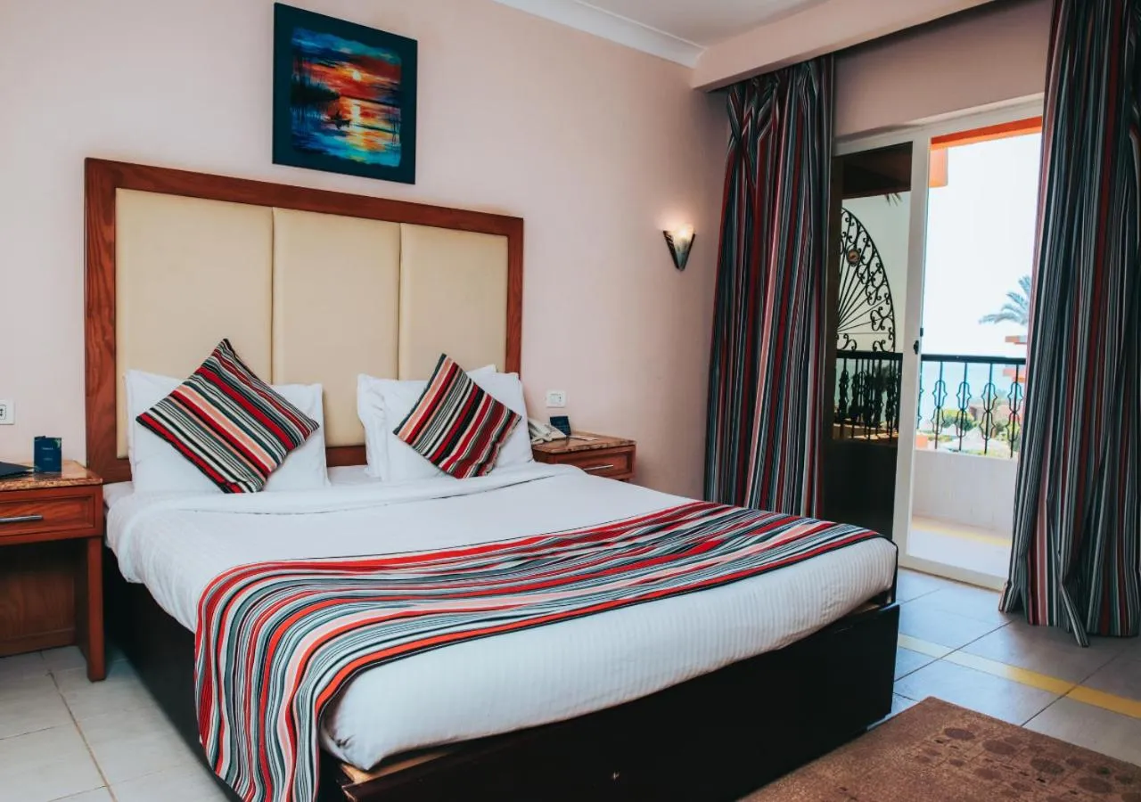 Photo of the whole room, Bed in Retal View Resort El Sokhna Aqua Park