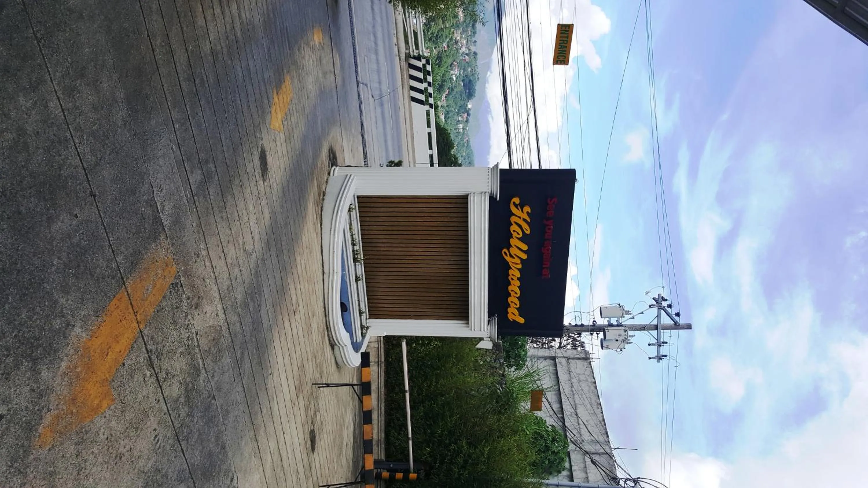 Hollywood Drive-In Hotel