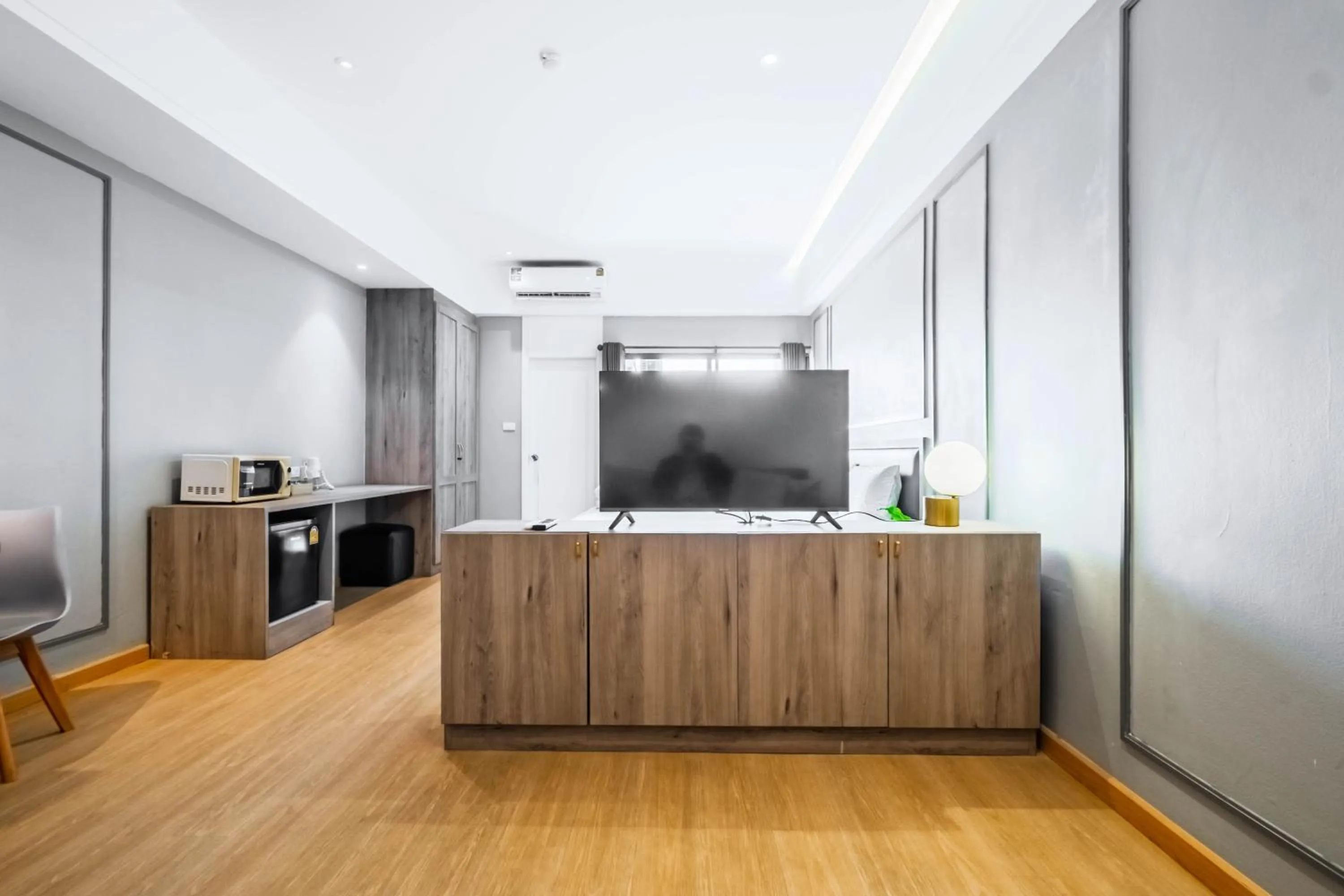 TV and multimedia in Boss Hotel