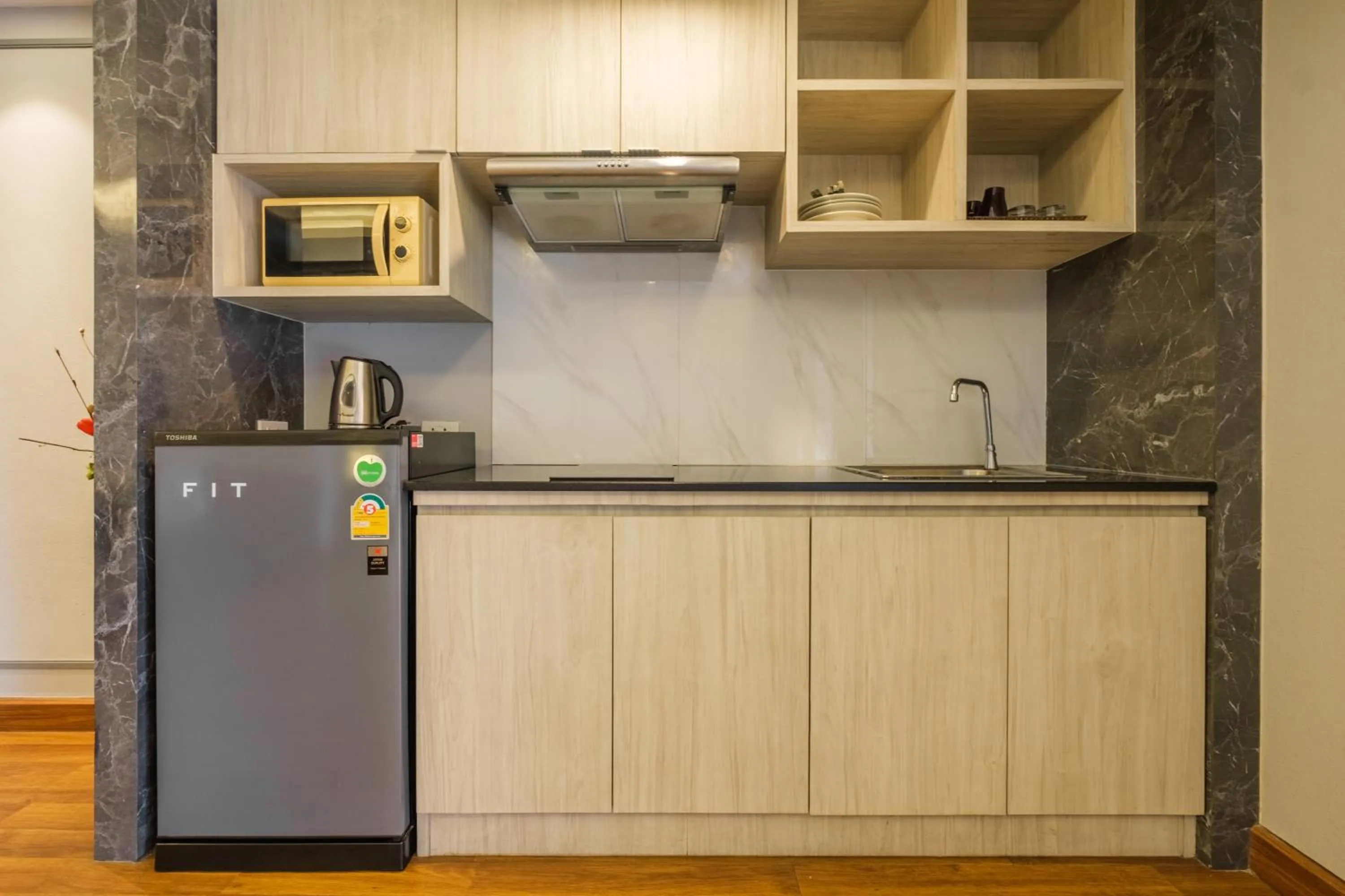 Coffee/tea facilities in Boss Hotel