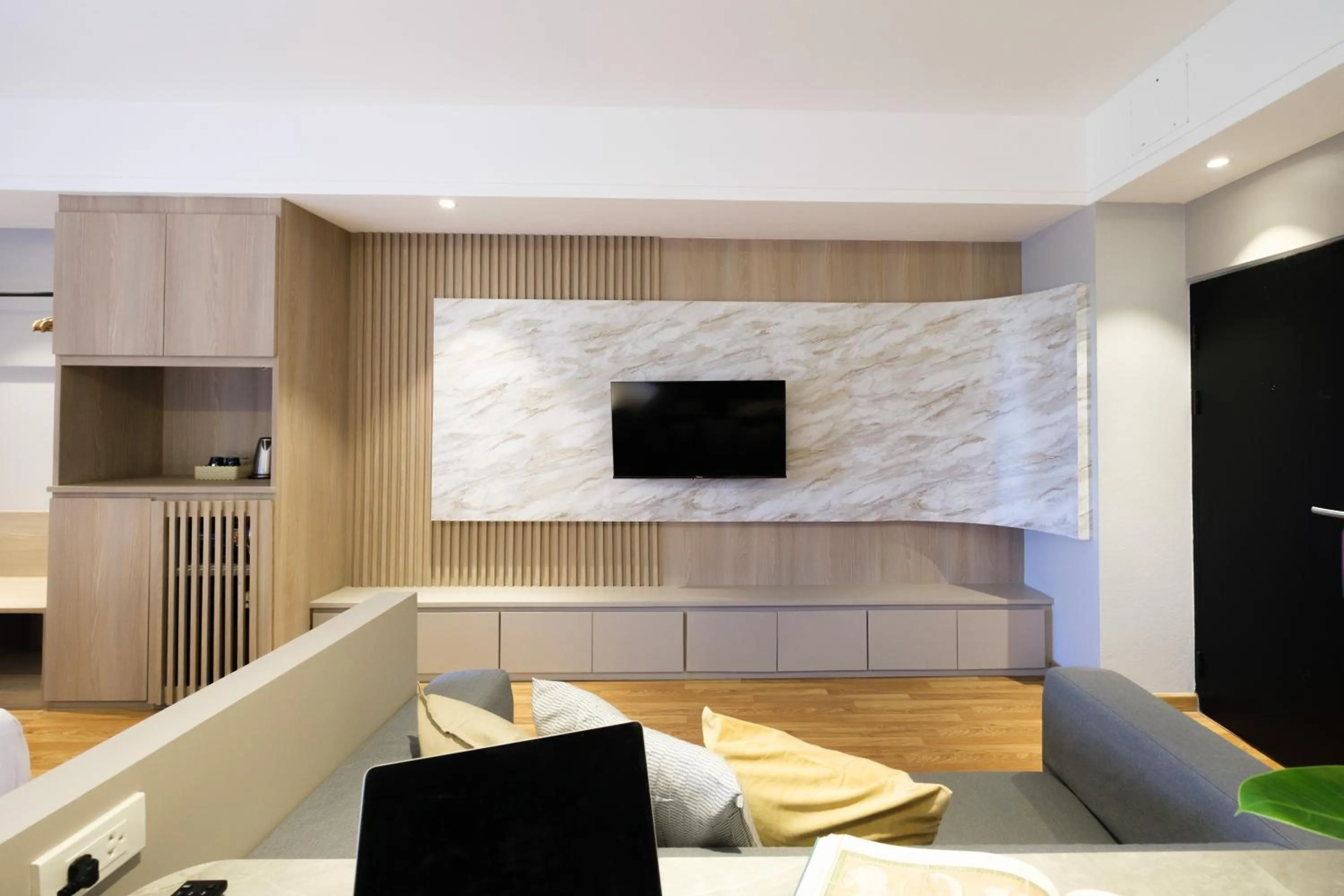 TV and multimedia in Boss Hotel