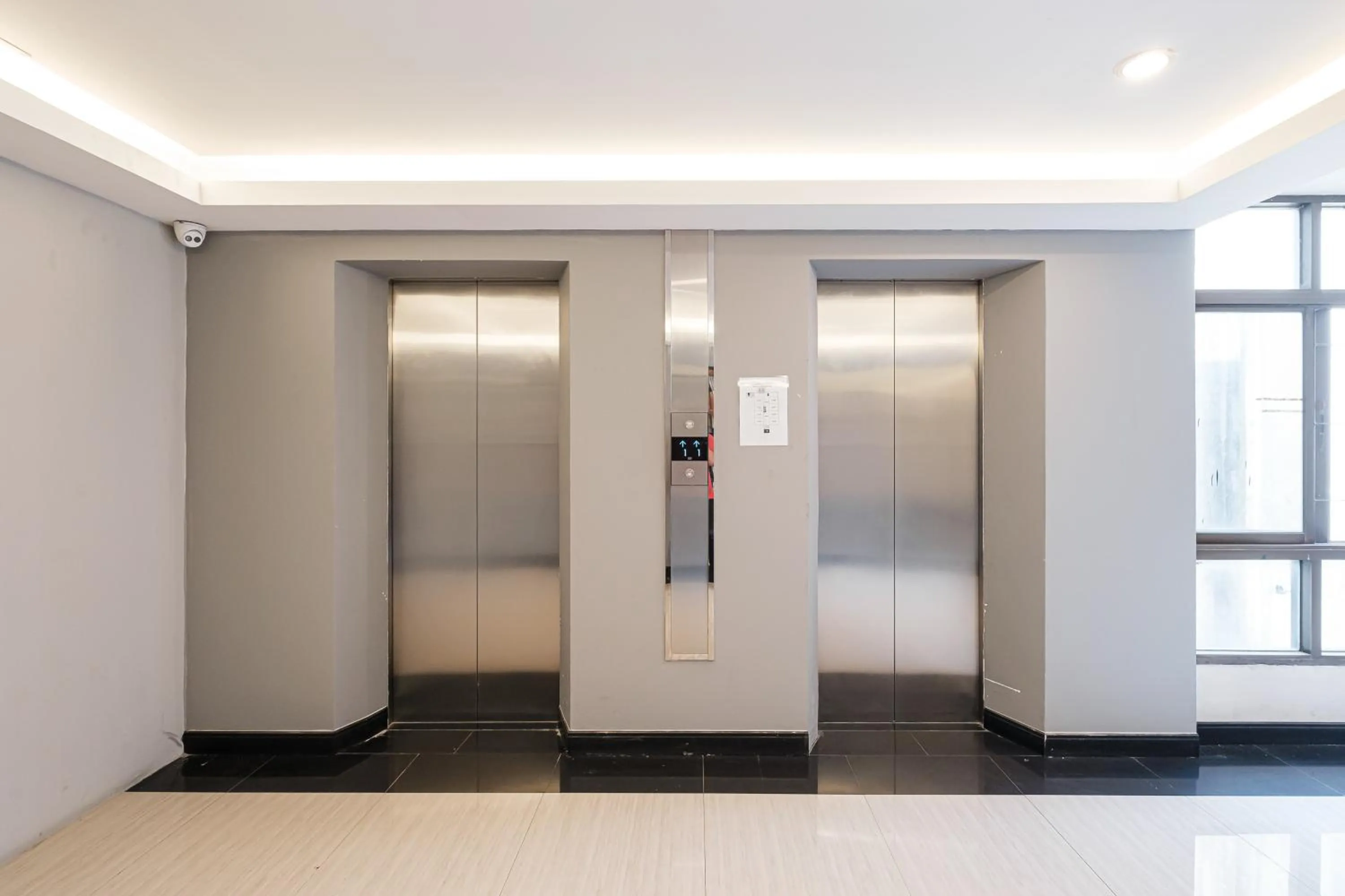 elevator in Boss Hotel