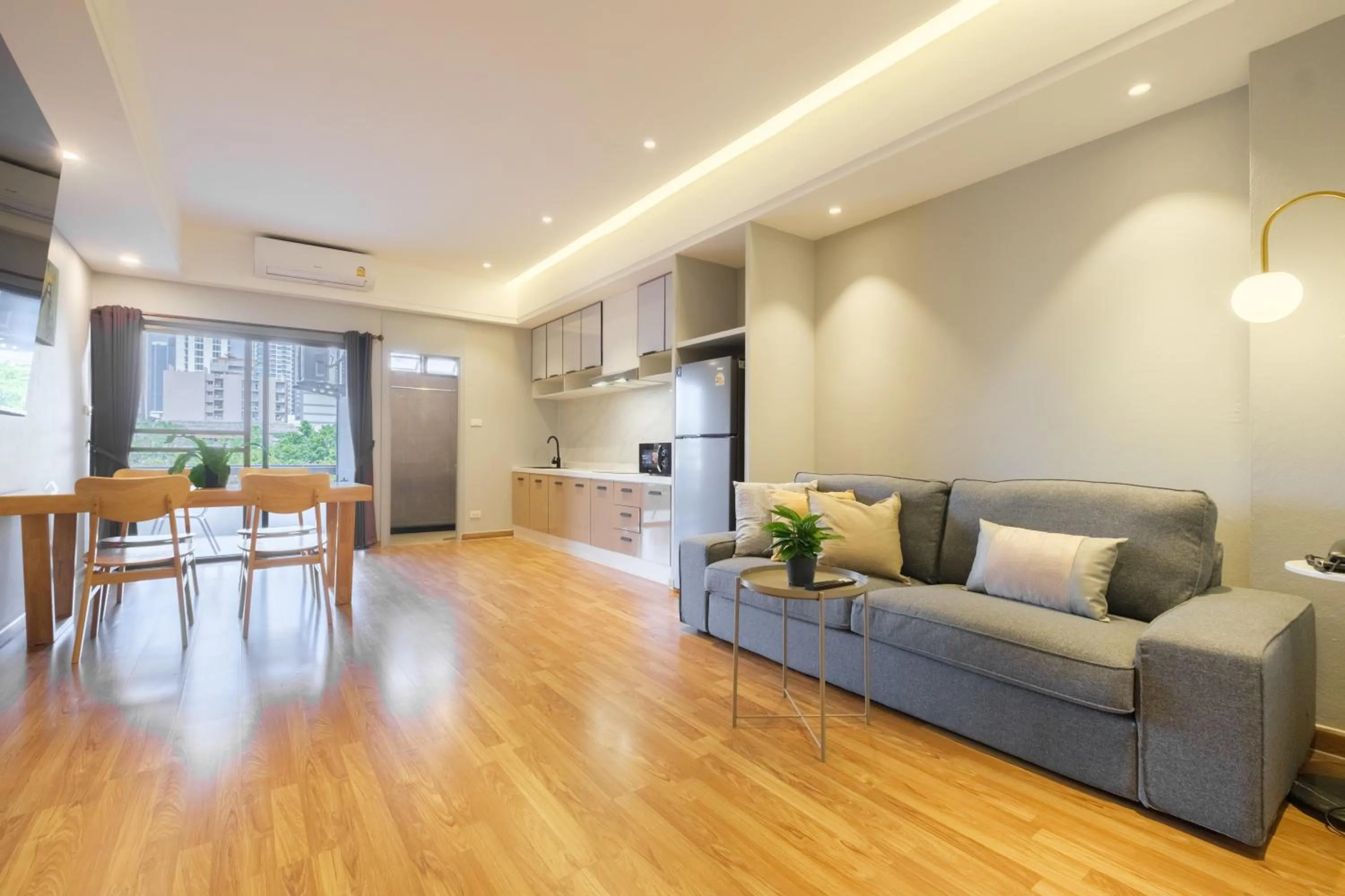 Kitchen or kitchenette in Boss Hotel