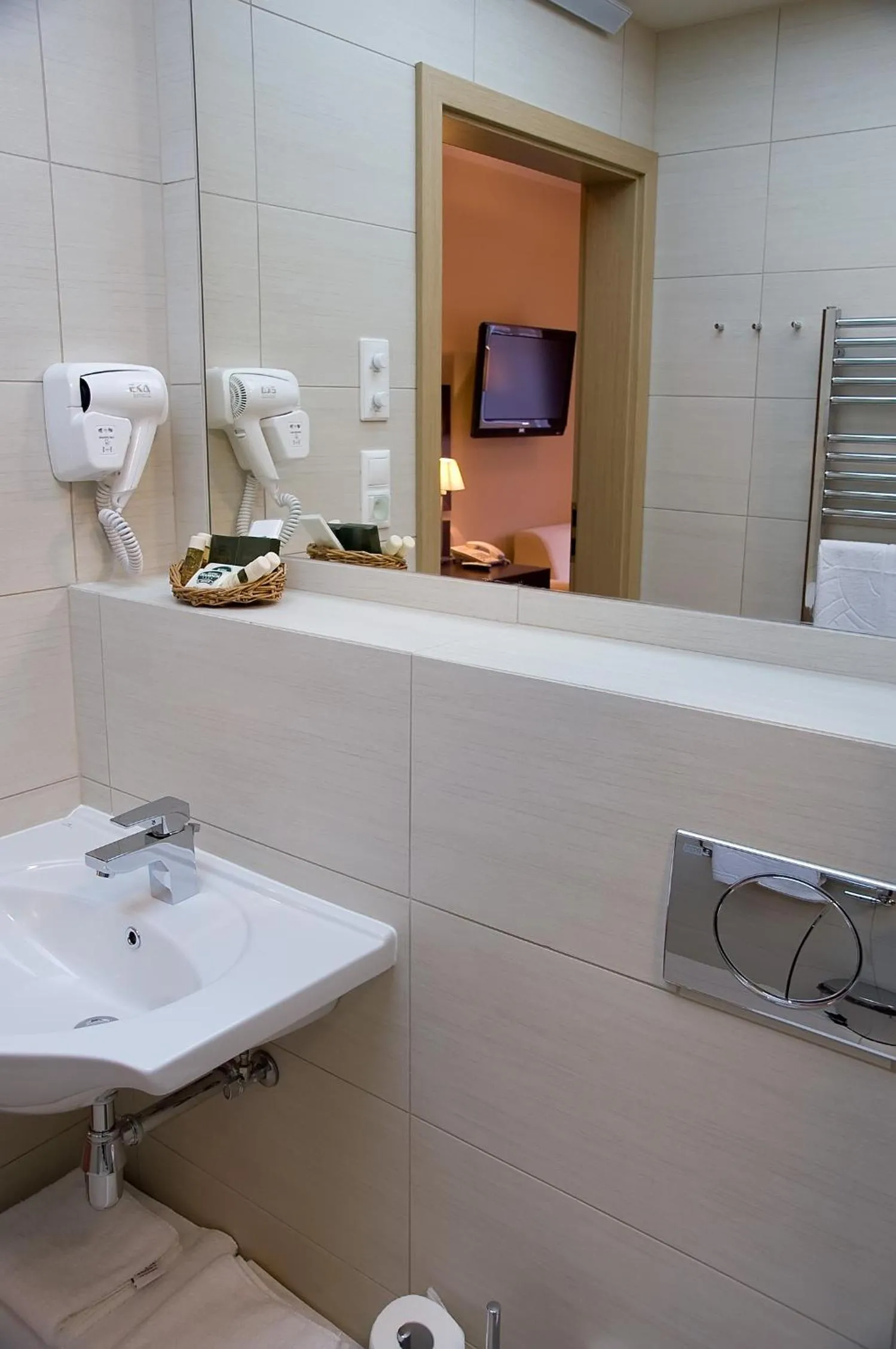 Bathroom in Hotel Habenda