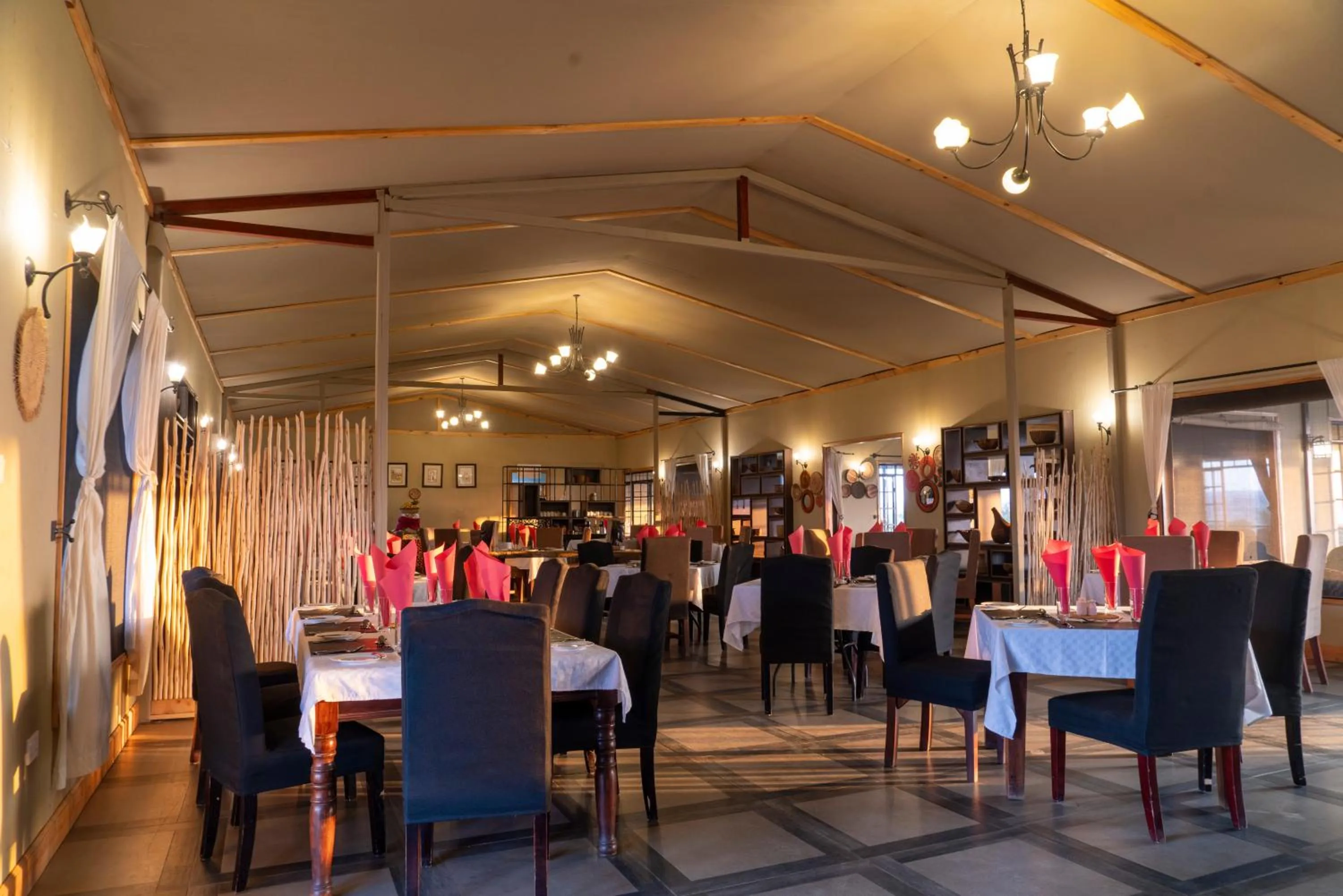 Restaurant/places to eat in Serengeti Mara River Camp