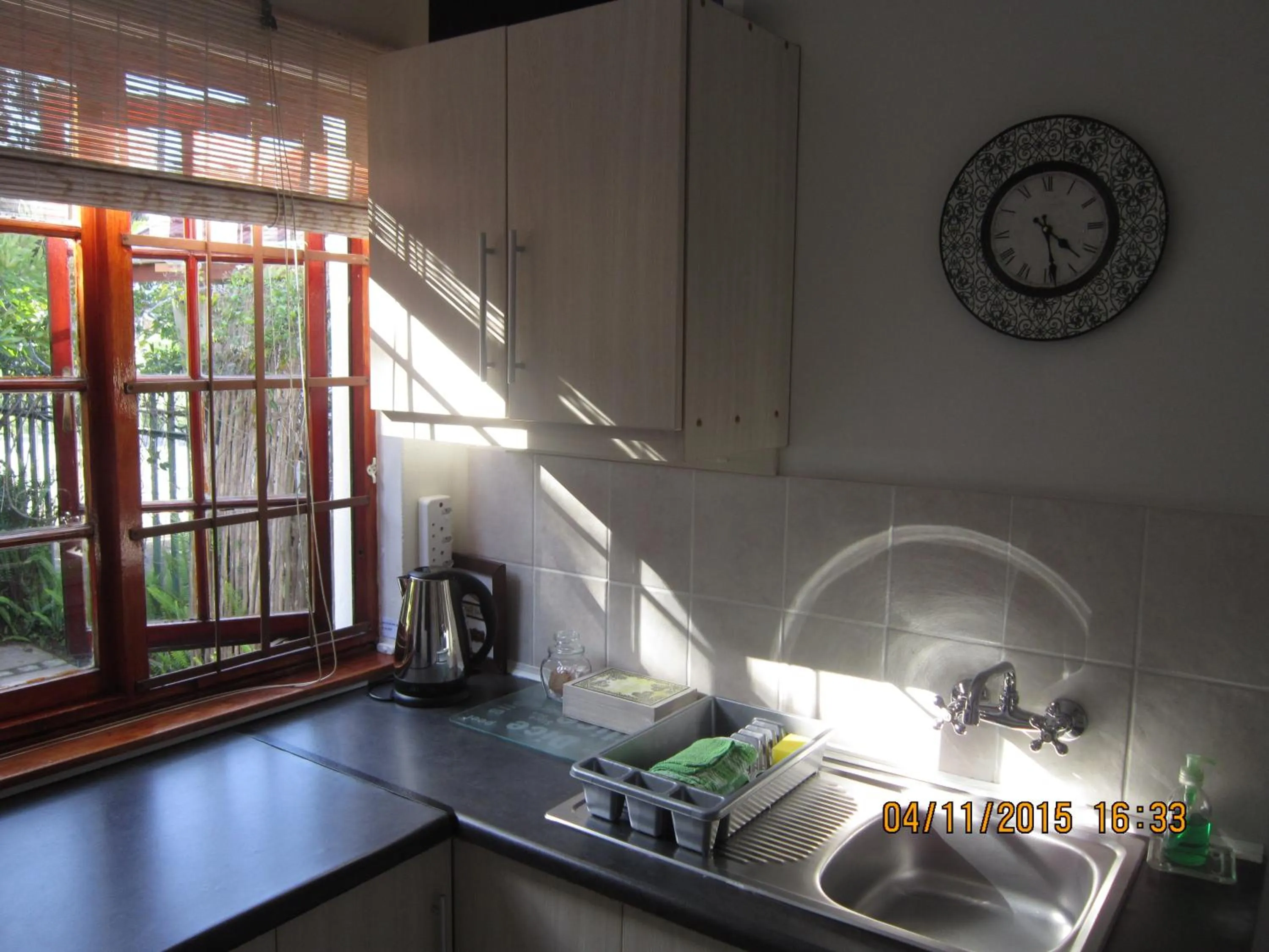 Kitchen or kitchenette in Twilight Cottage