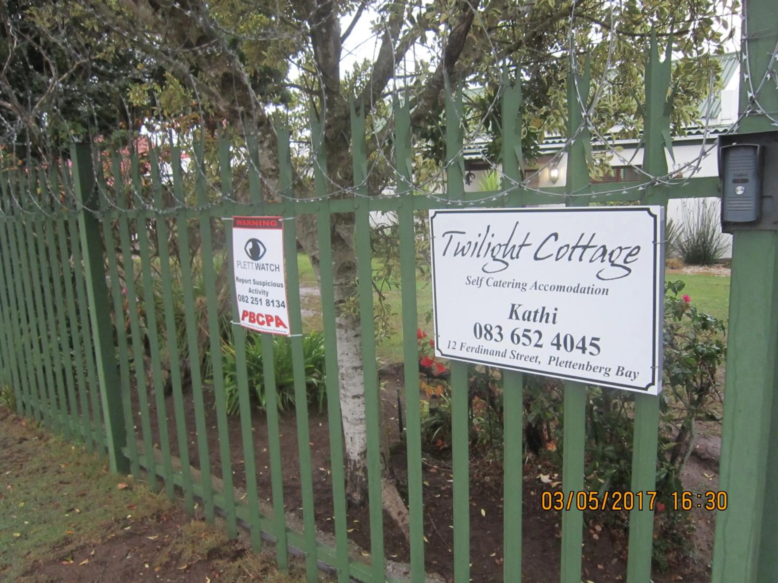 Property building in Twilight Cottage