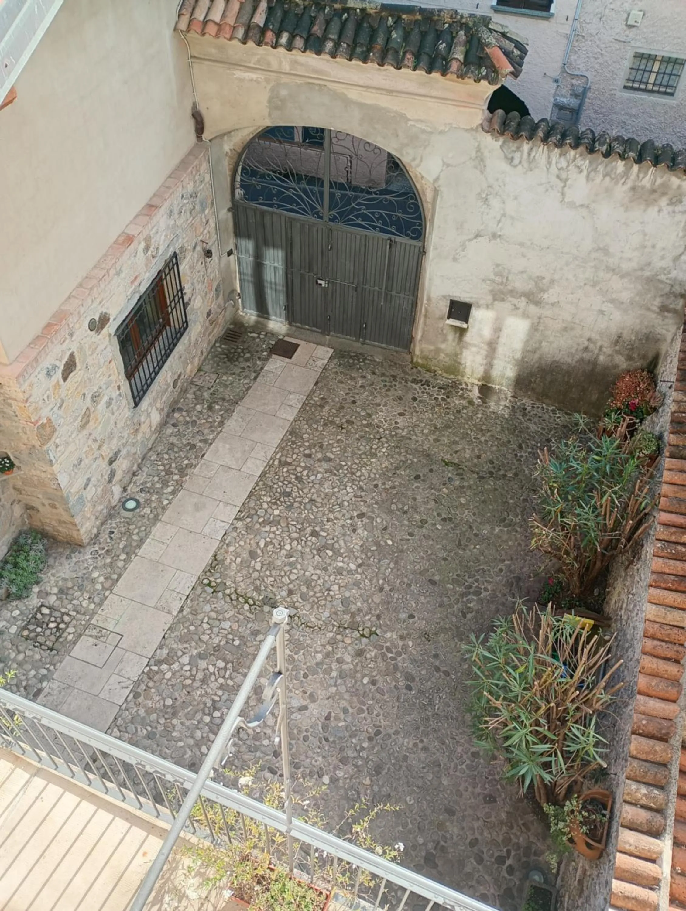 Inner courtyard view in B&B Al Caseificio
