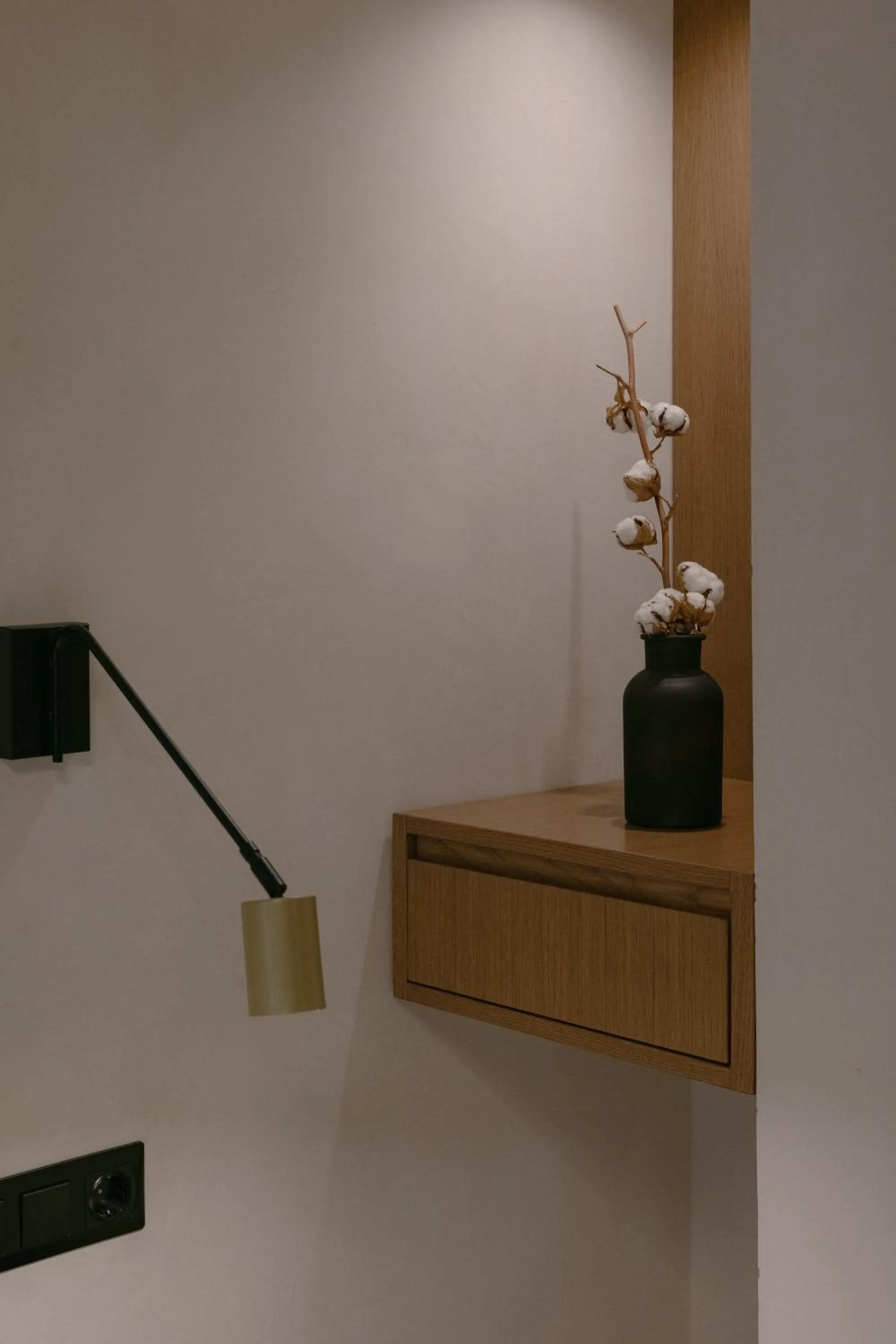 Decorative detail in Casa Dei Delfini