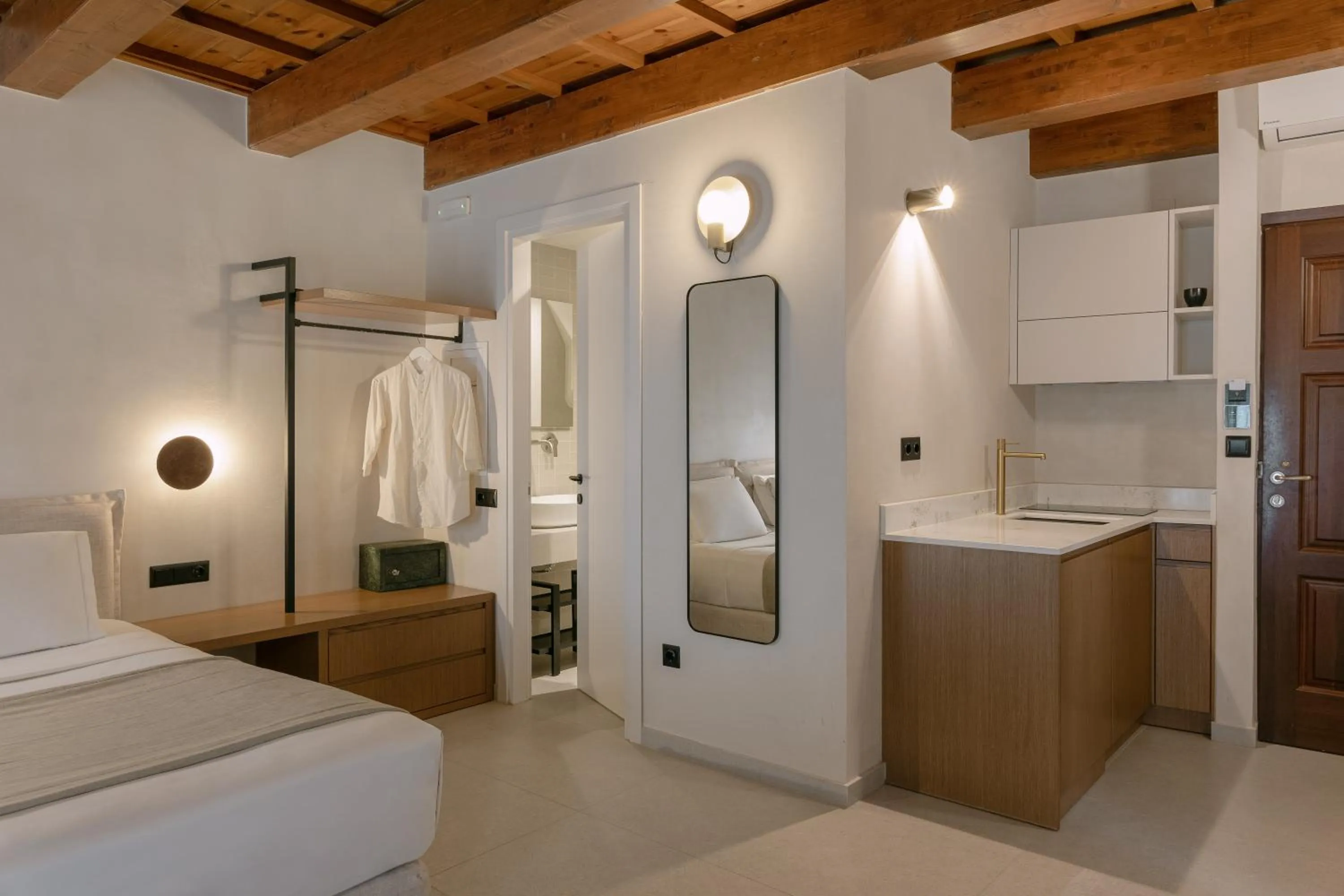 Kitchen or kitchenette, Bed in Casa Dei Delfini