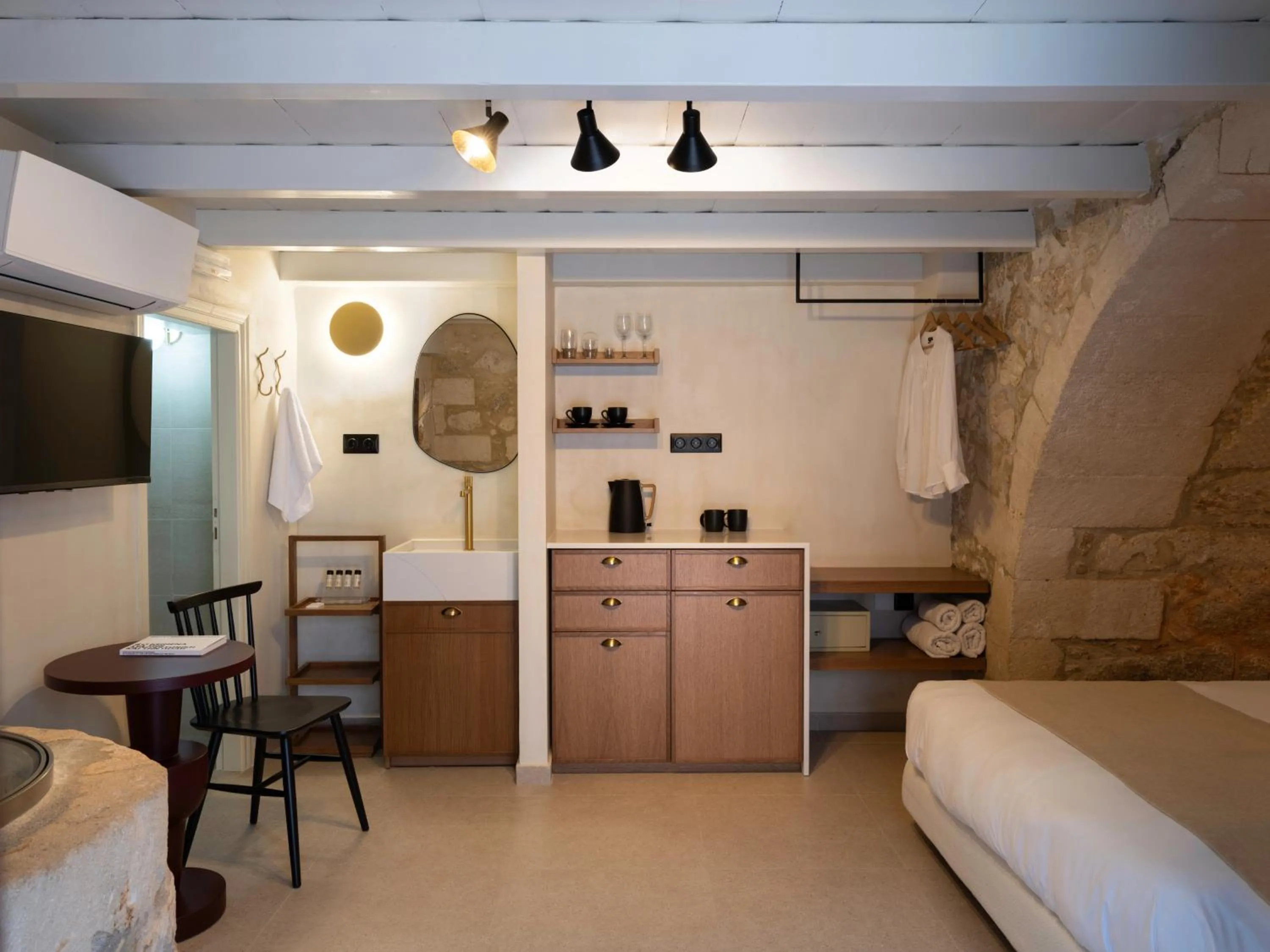Kitchen or kitchenette, Bed in Casa Dei Delfini