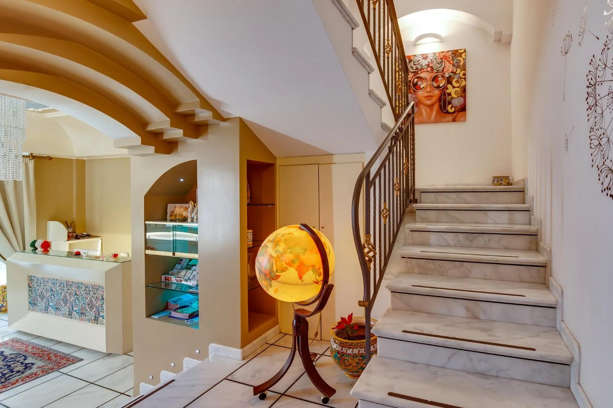 elevator in Fazio Rooms