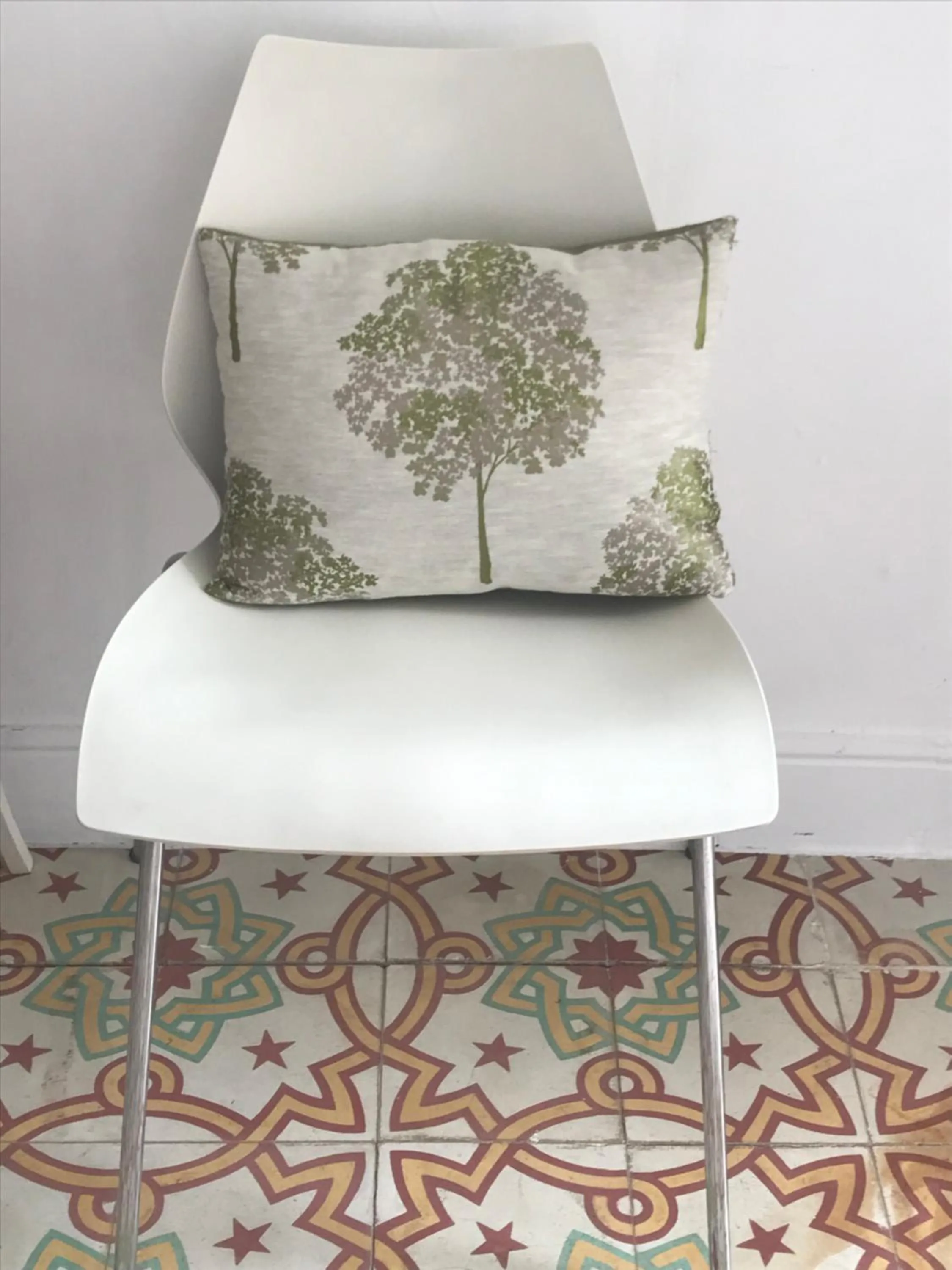 Decorative detail in Oustau du Ventoux