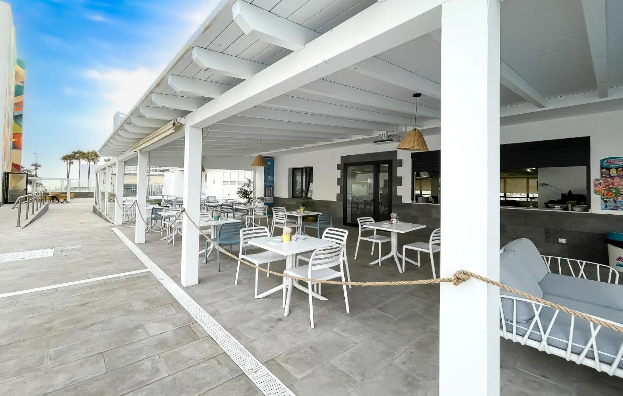 Lounge or bar in Corralejo Surfing Colors Hotel&Apartments