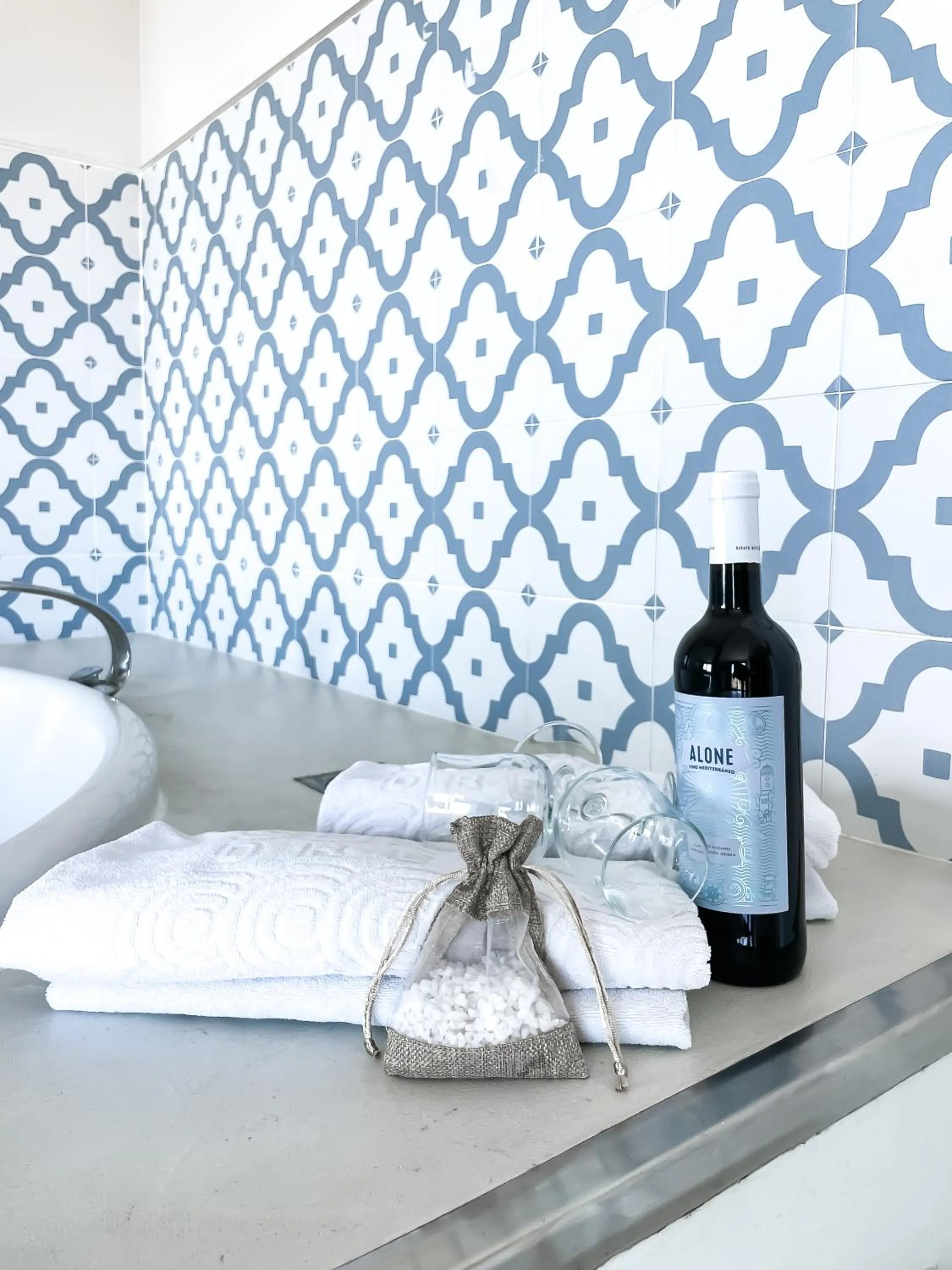 Decorative detail in Corralejo Surfing Colors Hotel&Apartments