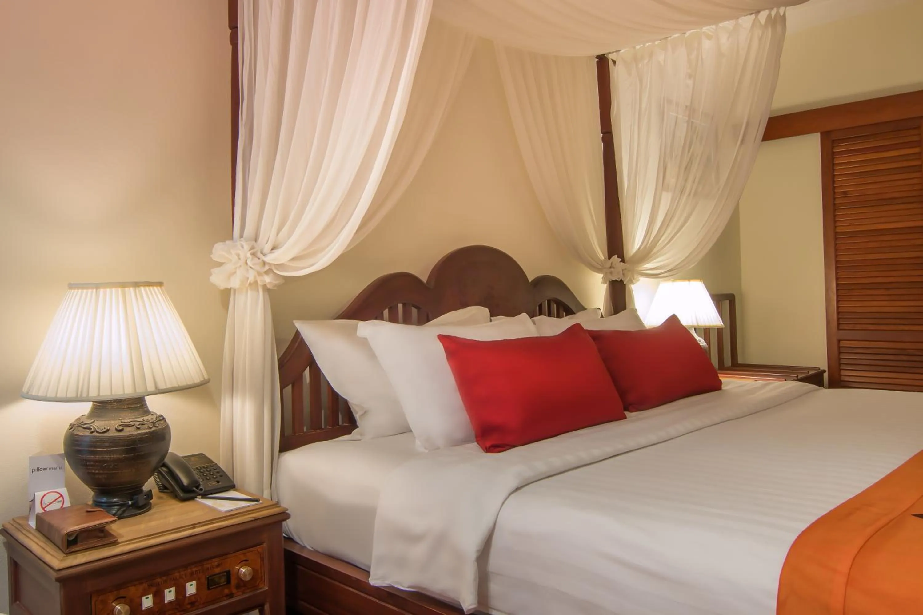 Bed in Angkor Palace Resort & Spa