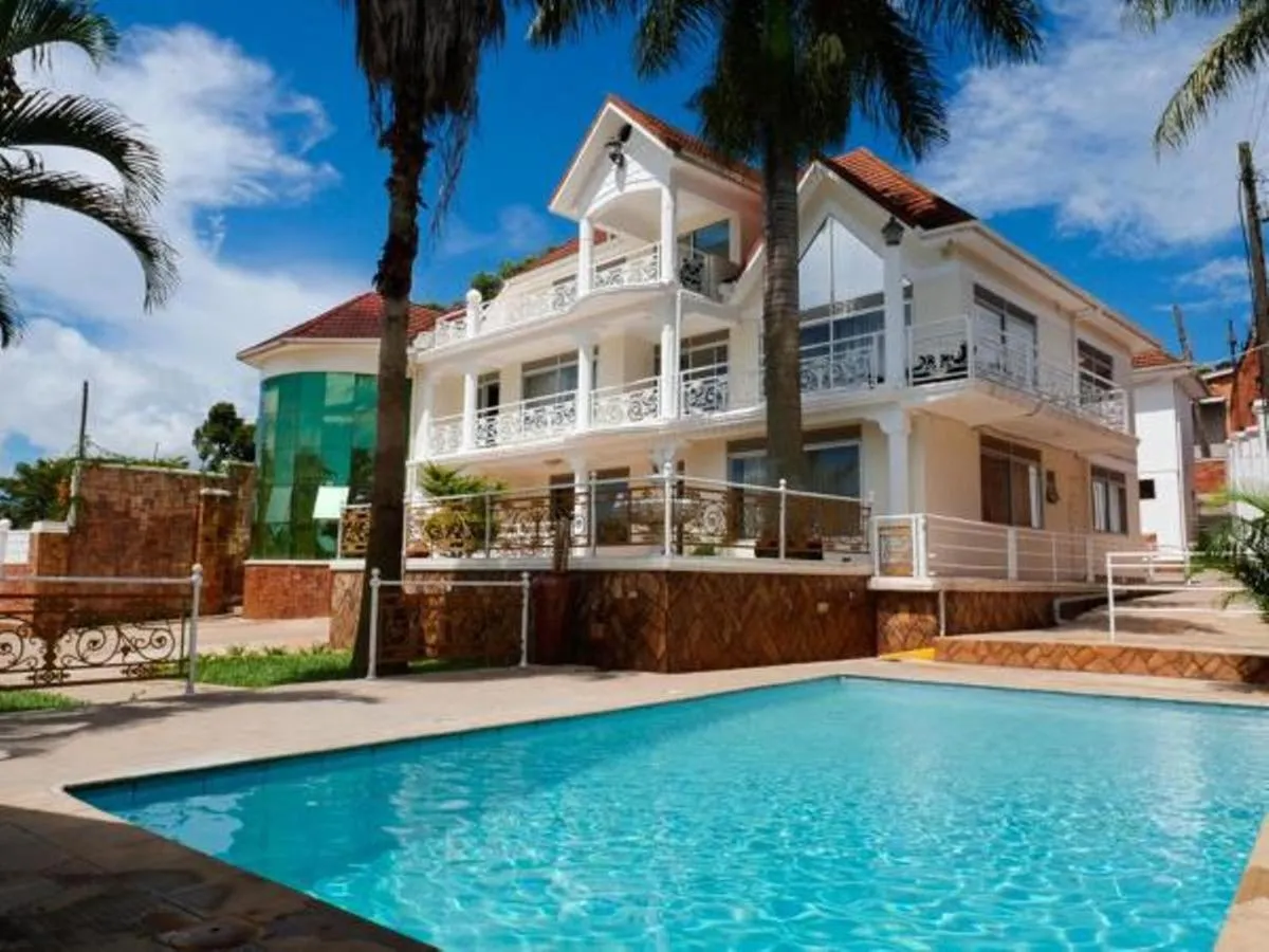 Garden view in Ivory Castle Limited