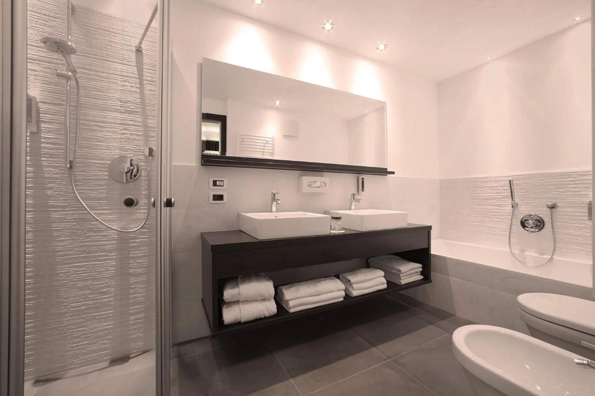 Bathroom in Hotel Ciasa Soleil