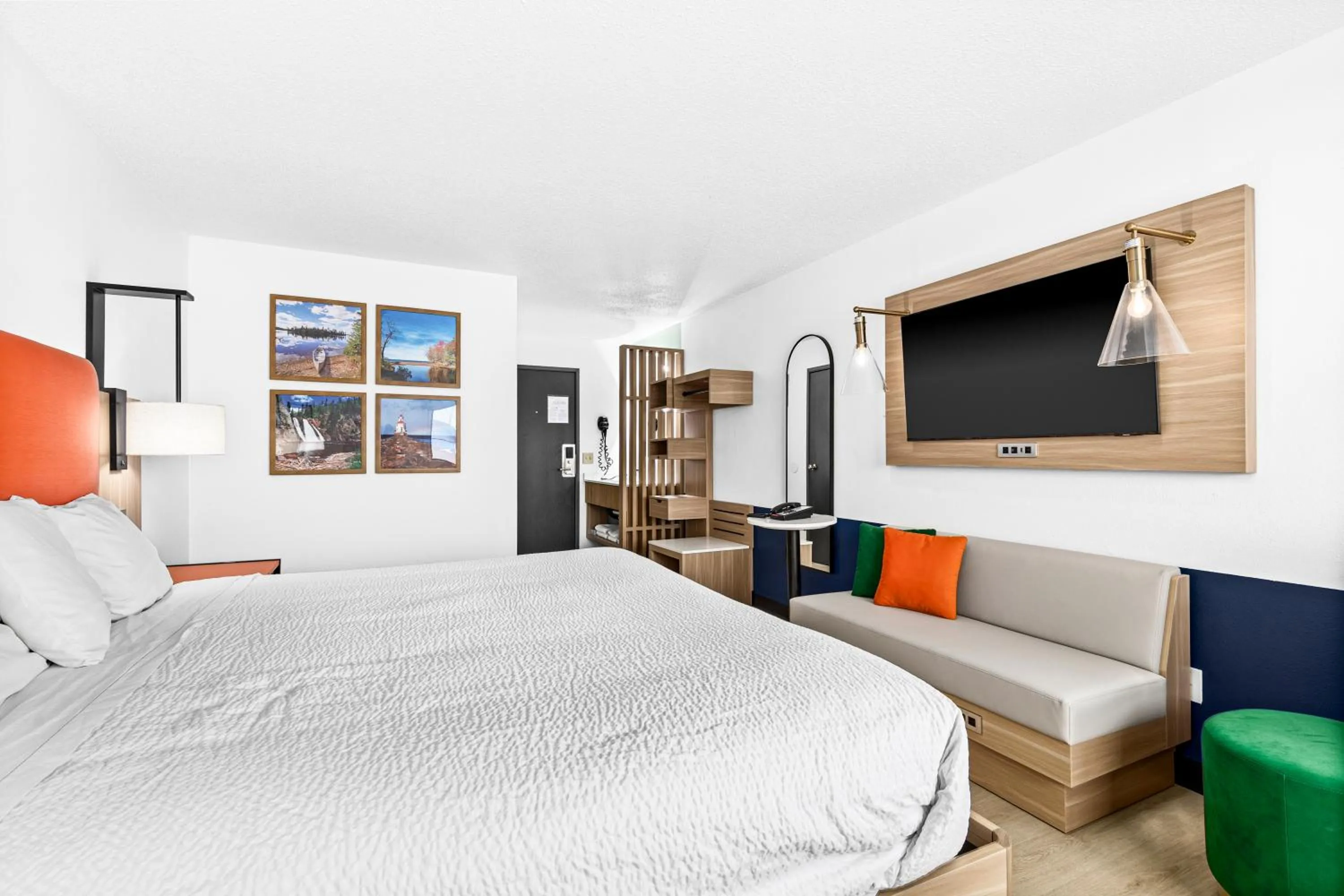 Photo of the whole room in Superior & Sage Hotel