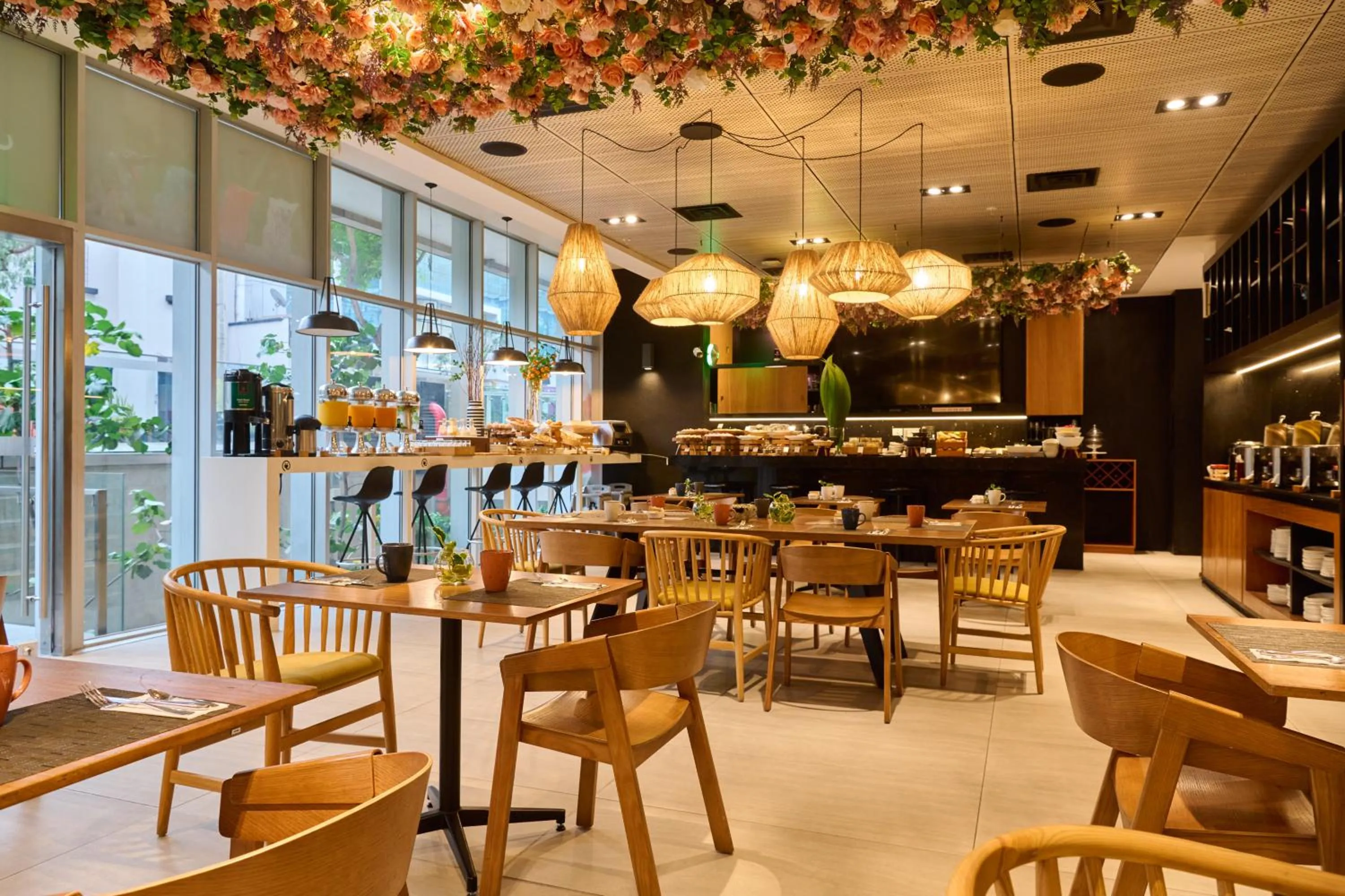 Restaurant/places to eat in INNSiDE by Meliá Lima Miraflores