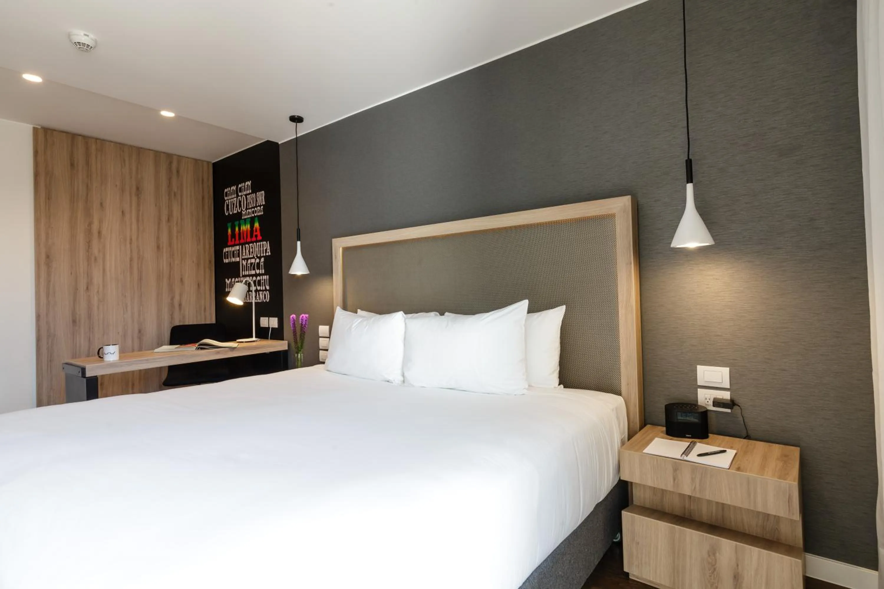 Bed in INNSiDE by Meliá Lima Miraflores