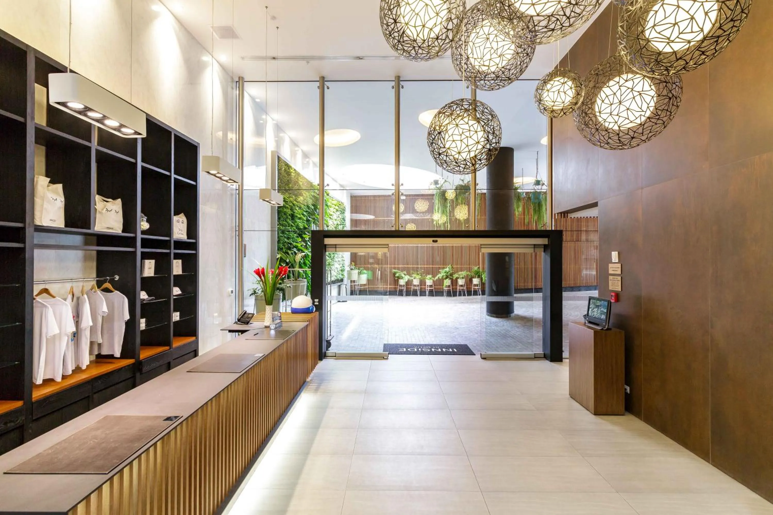 Lobby or reception in INNSiDE by Meliá Lima Miraflores