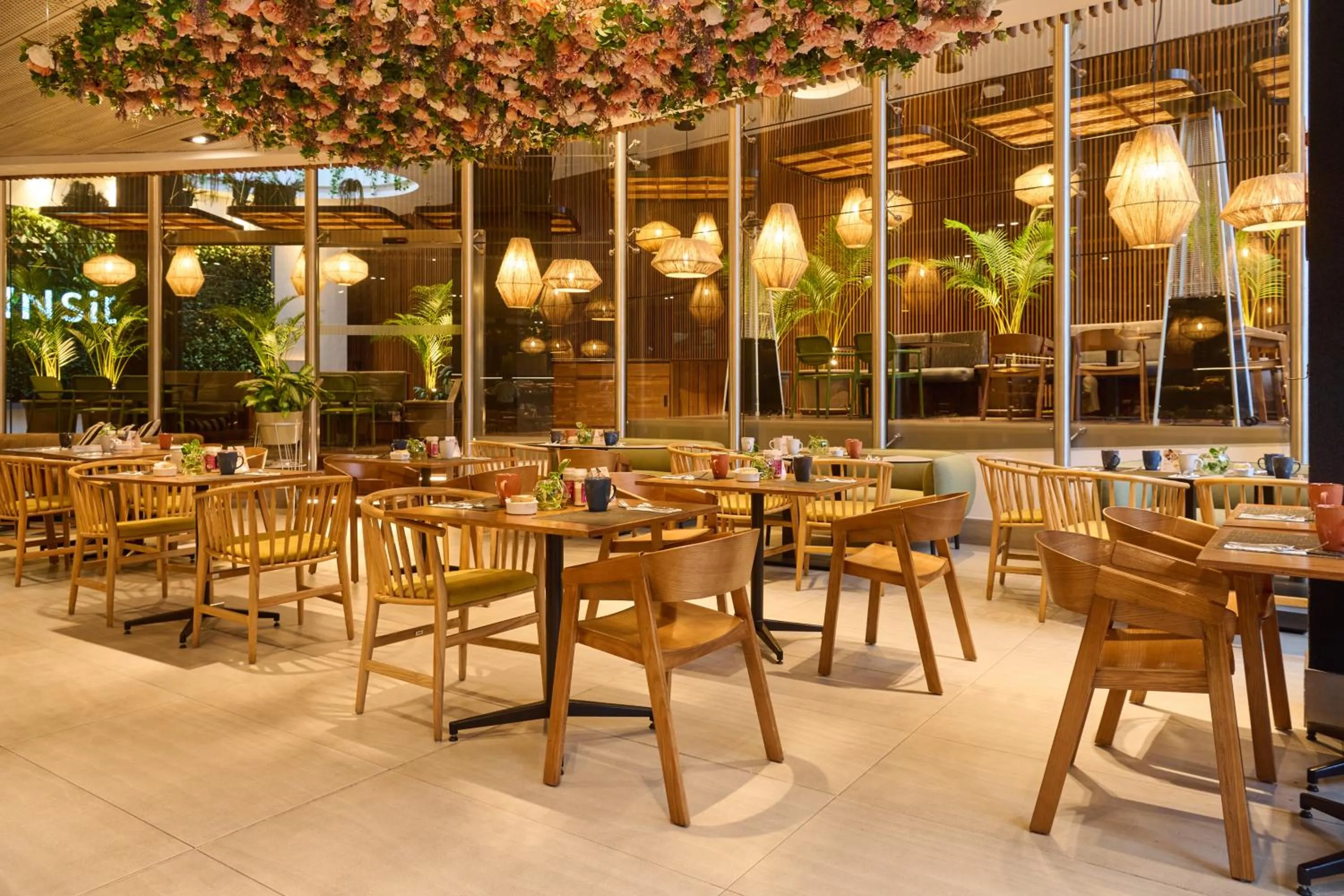 Restaurant/places to eat in INNSiDE by Meliá Lima Miraflores