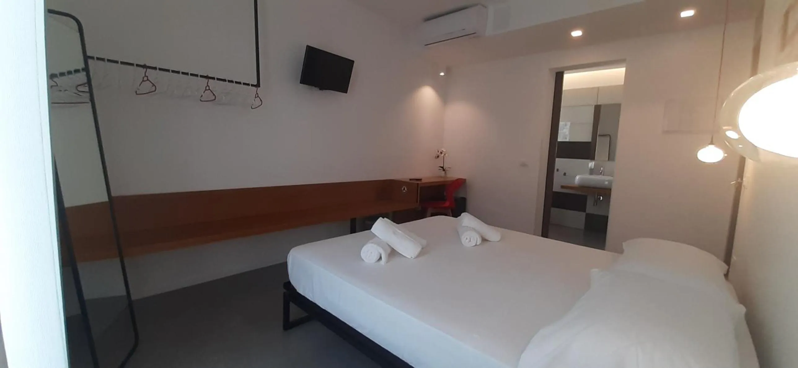 Bed in Patio 101 "Exclusive"