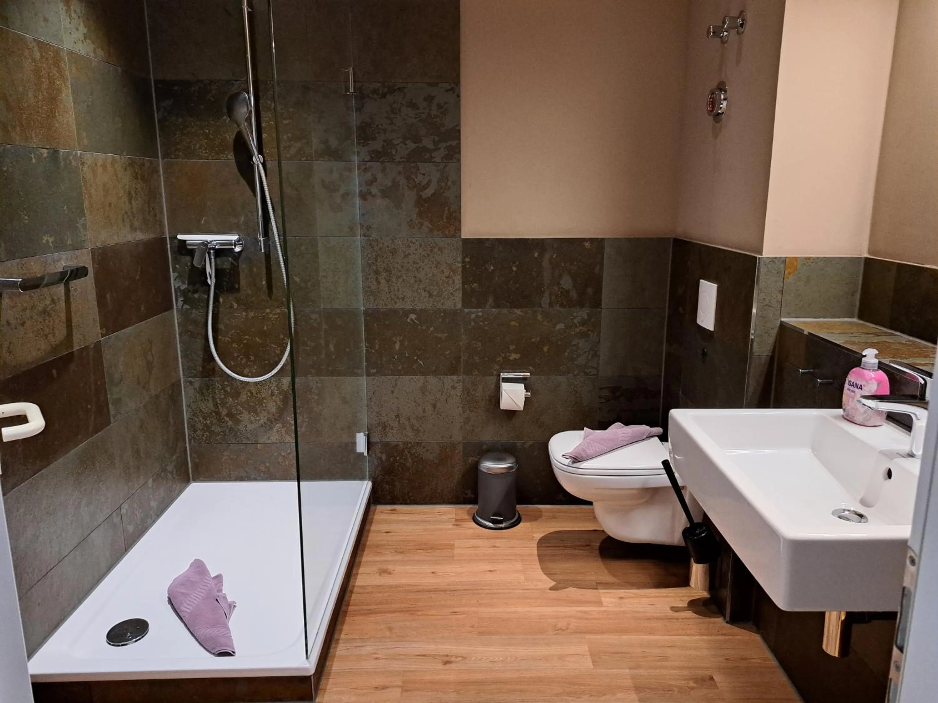 Bathroom in Kühlungsborner Brauhaus