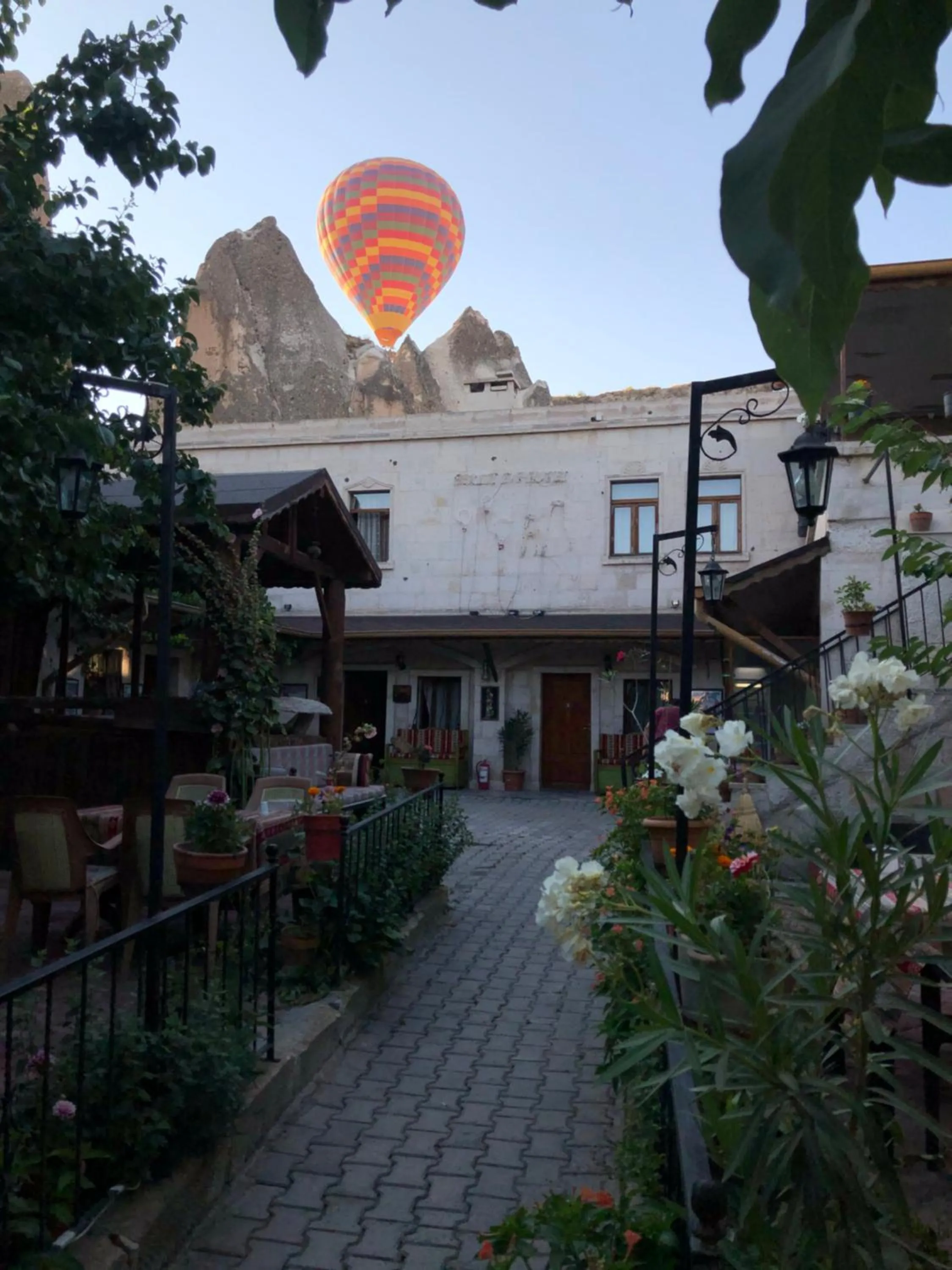 Property building in Gerdis Evi