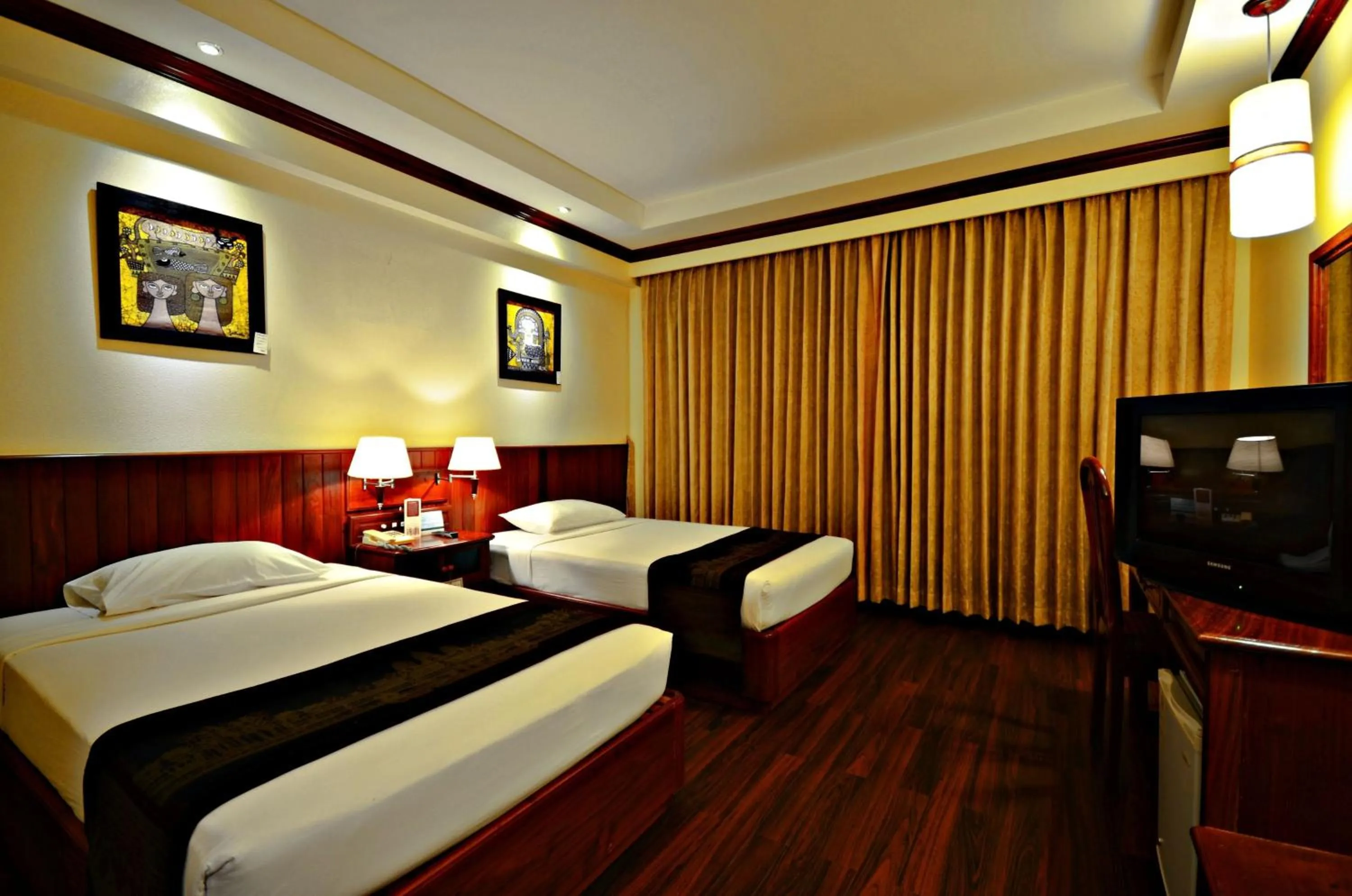 Photo of the whole room, Bed in City River Hotel